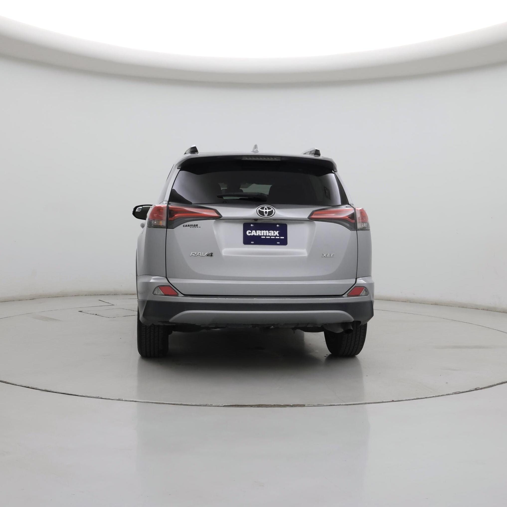 Thumbnail: 2018 Toyota RAV4 - 6