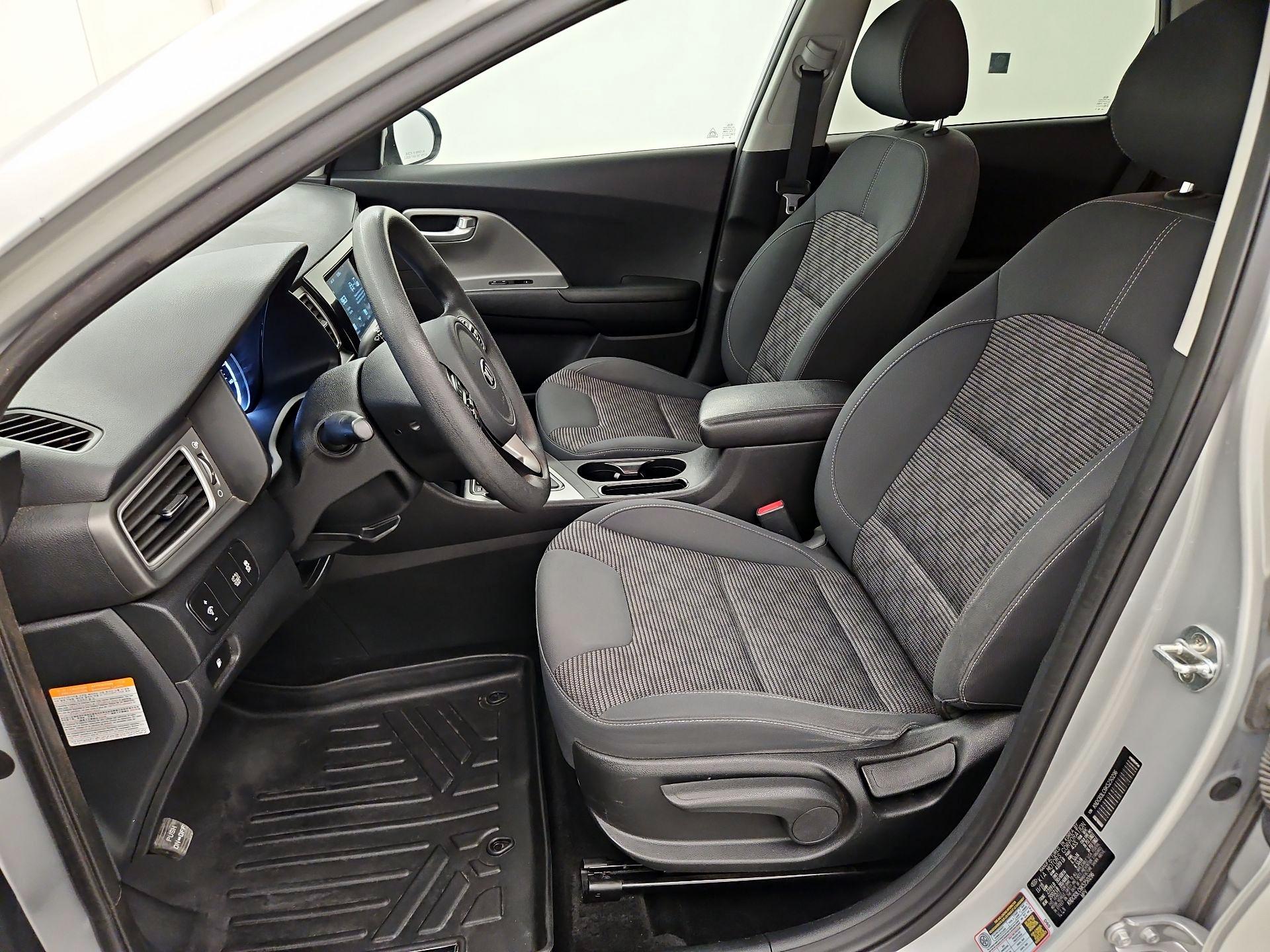 Thumbnail: 2019 Kia Niro - 11