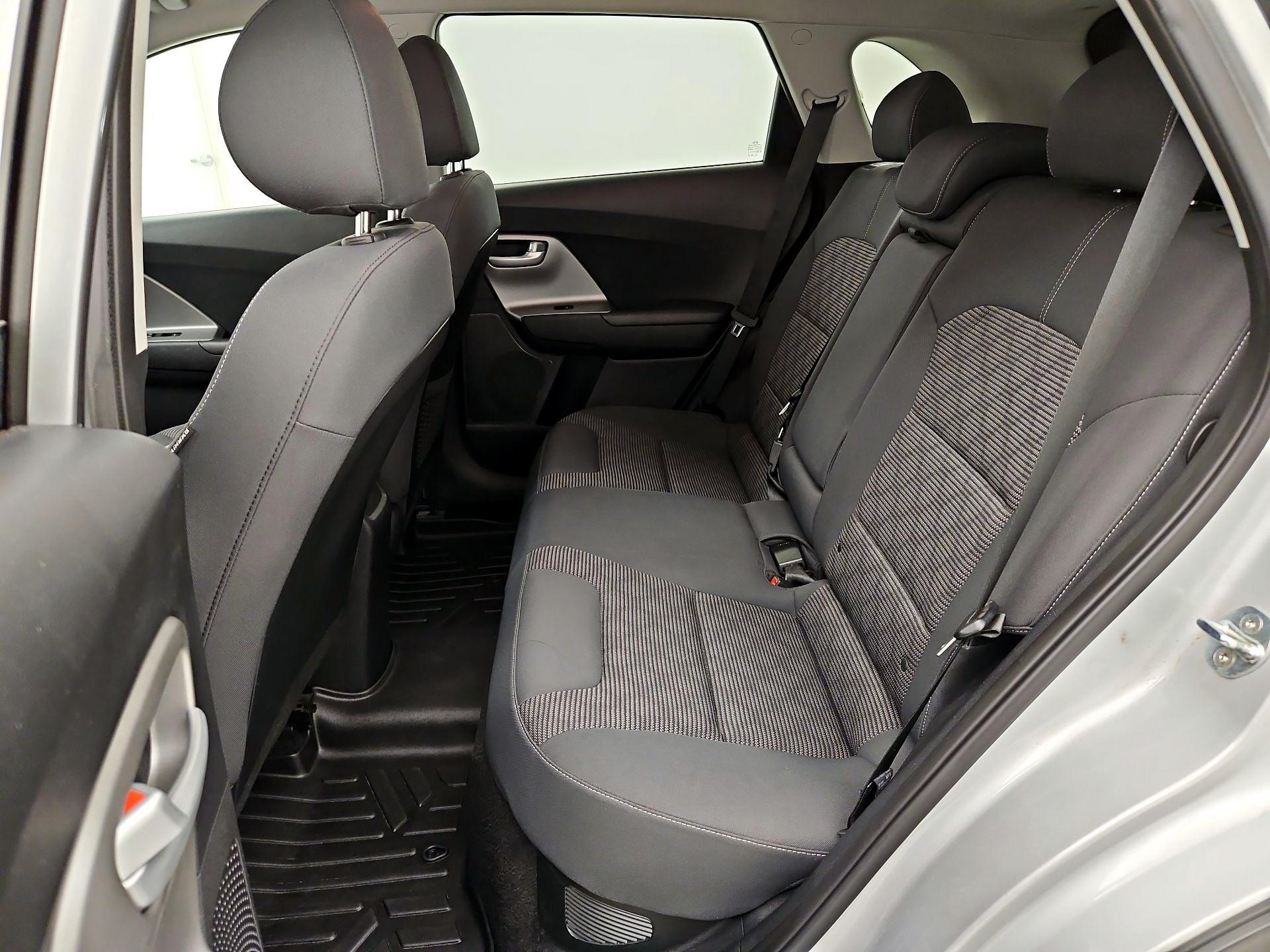 Thumbnail: 2019 Kia Niro - 19