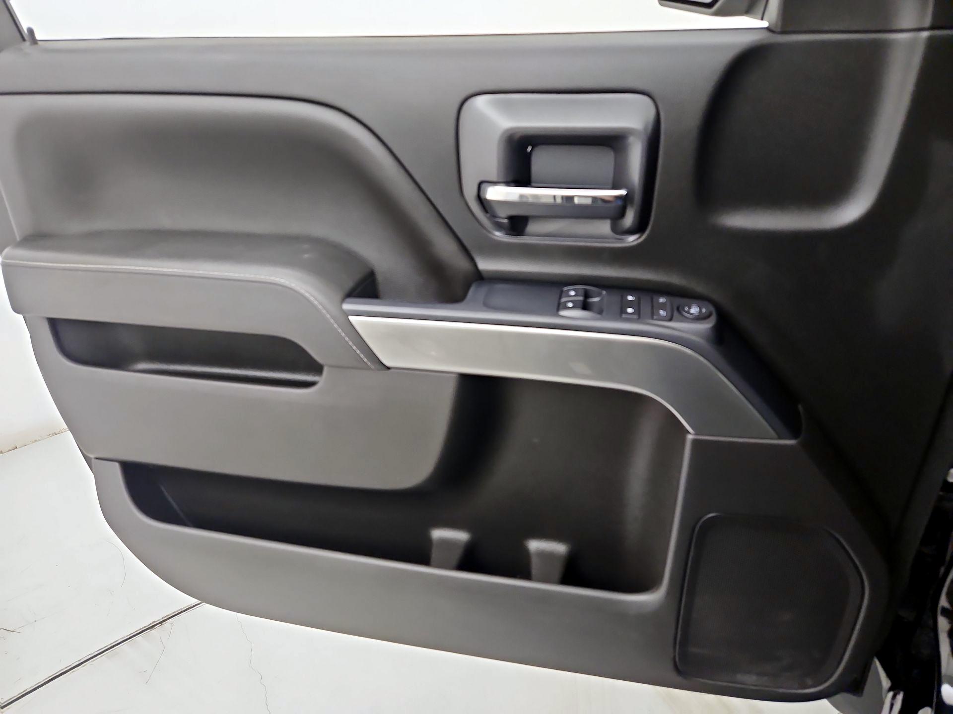 Thumbnail: 2016 Chevrolet Silverado 1500 - 12