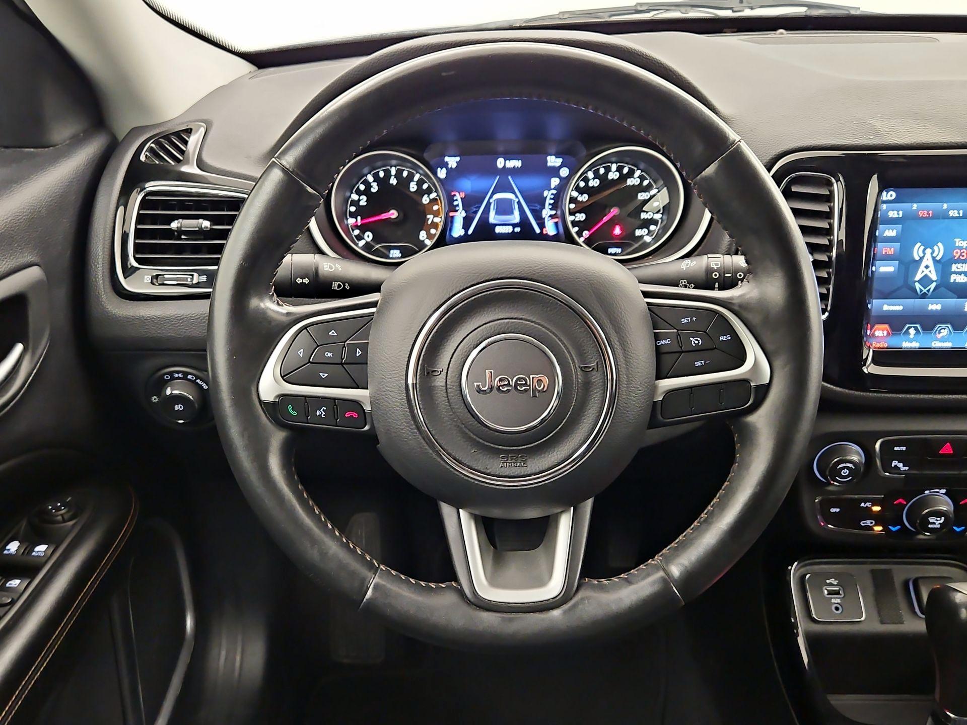 Thumbnail: 2018 Jeep Compass - 10