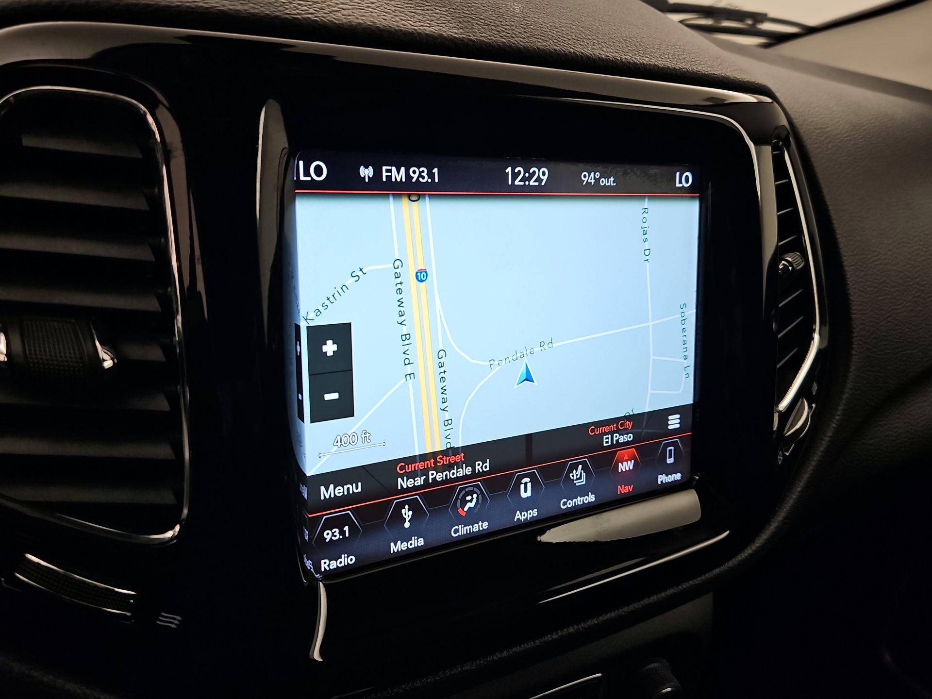Thumbnail: 2018 Jeep Compass - 14