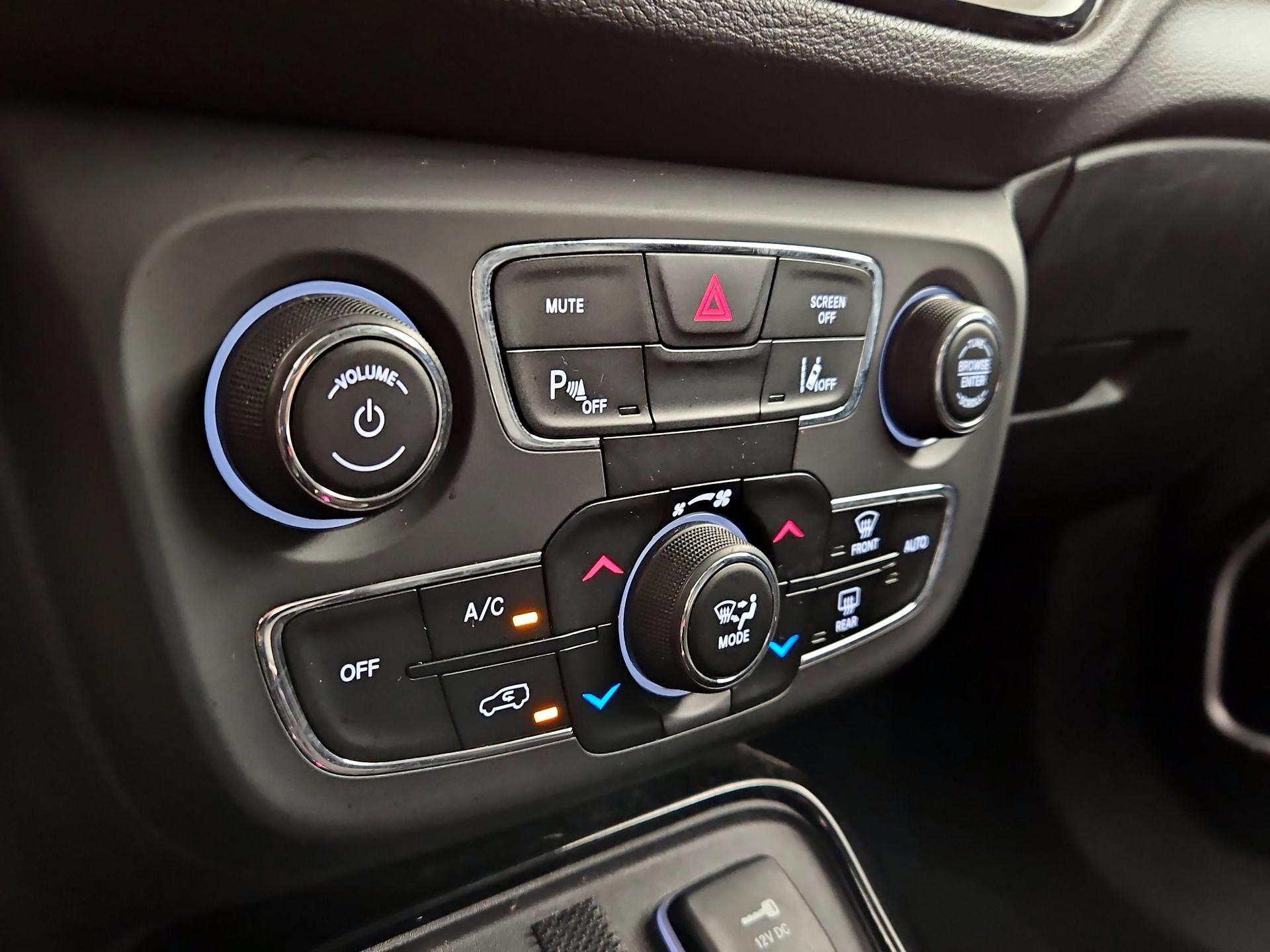 Thumbnail: 2018 Jeep Compass - 17