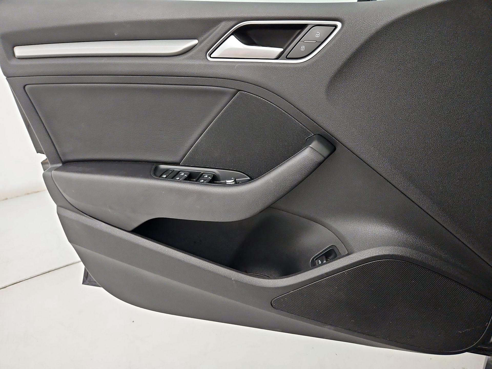 Thumbnail: 2017 Audi A3 - 12