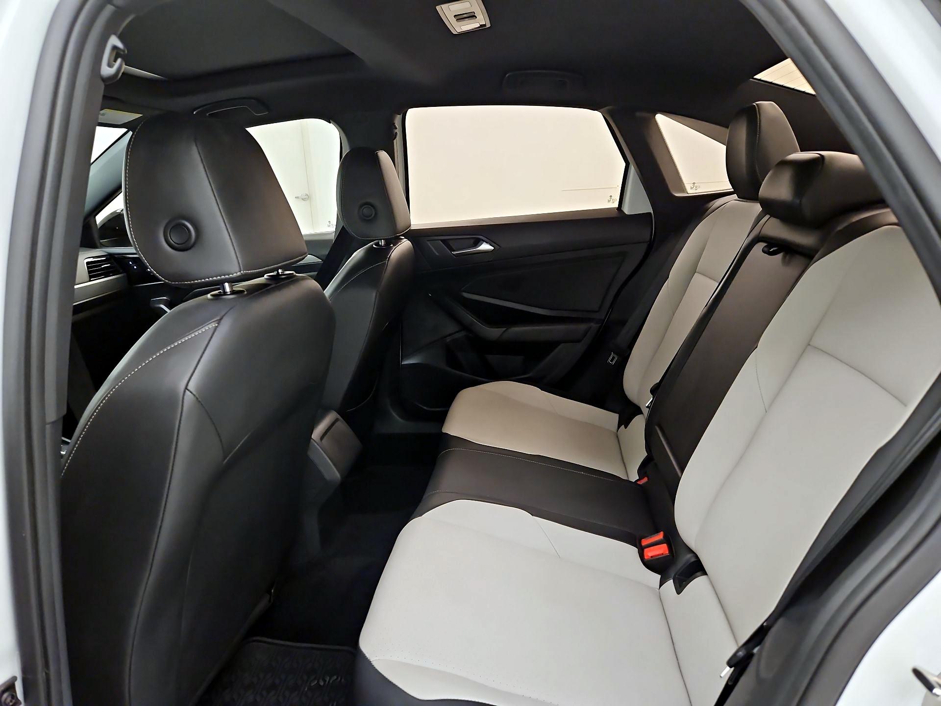 Thumbnail: 2020 Volkswagen Jetta - 20