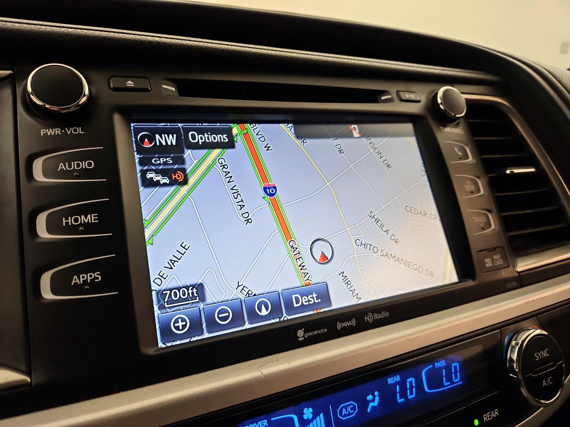 Thumbnail: 2019 Toyota Highlander - 14