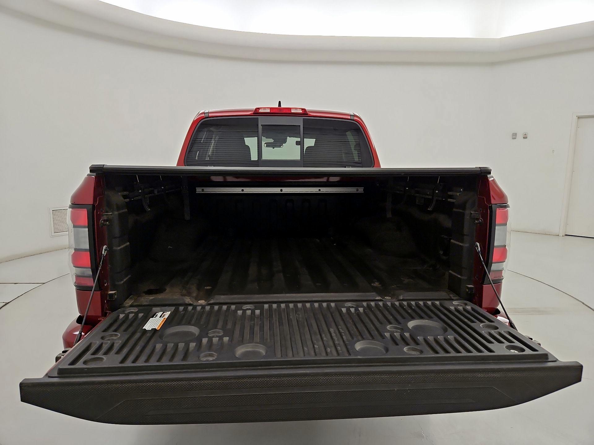 Thumbnail: 2022 Nissan Frontier - 20
