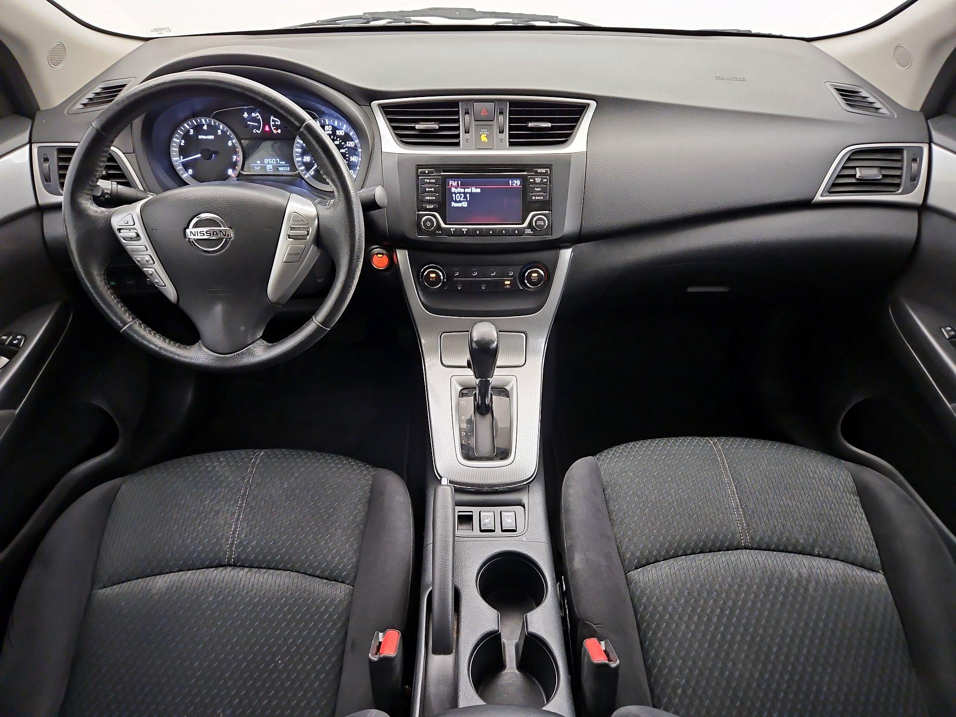 Thumbnail: 2015 Nissan Sentra - 9