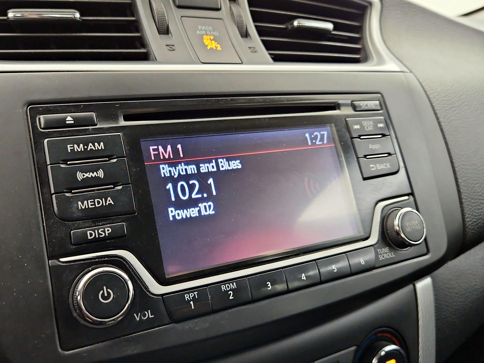 Thumbnail: 2015 Nissan Sentra - 15