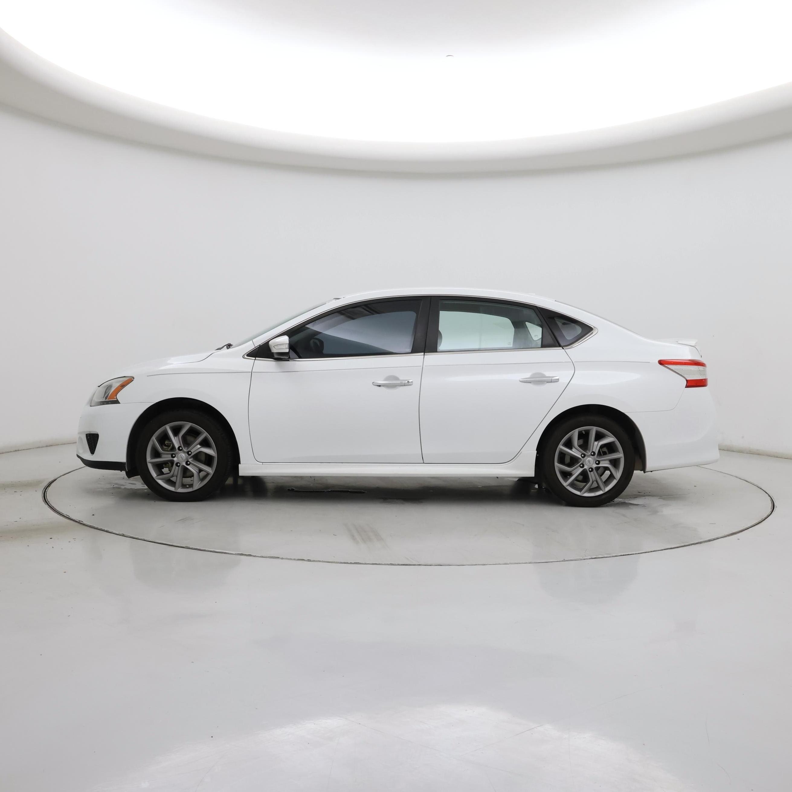 Thumbnail: 2015 Nissan Sentra - 3