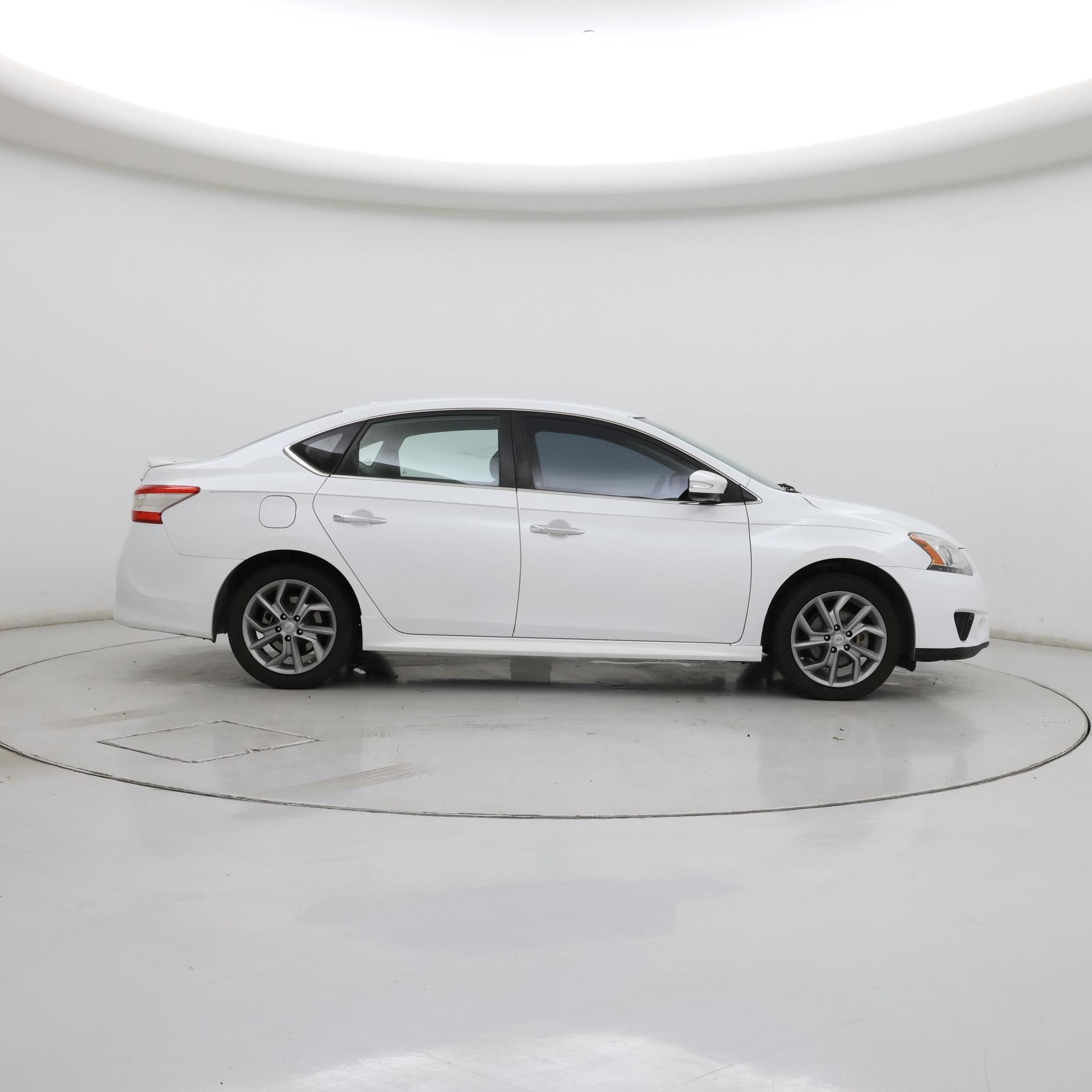 Thumbnail: 2015 Nissan Sentra - 7