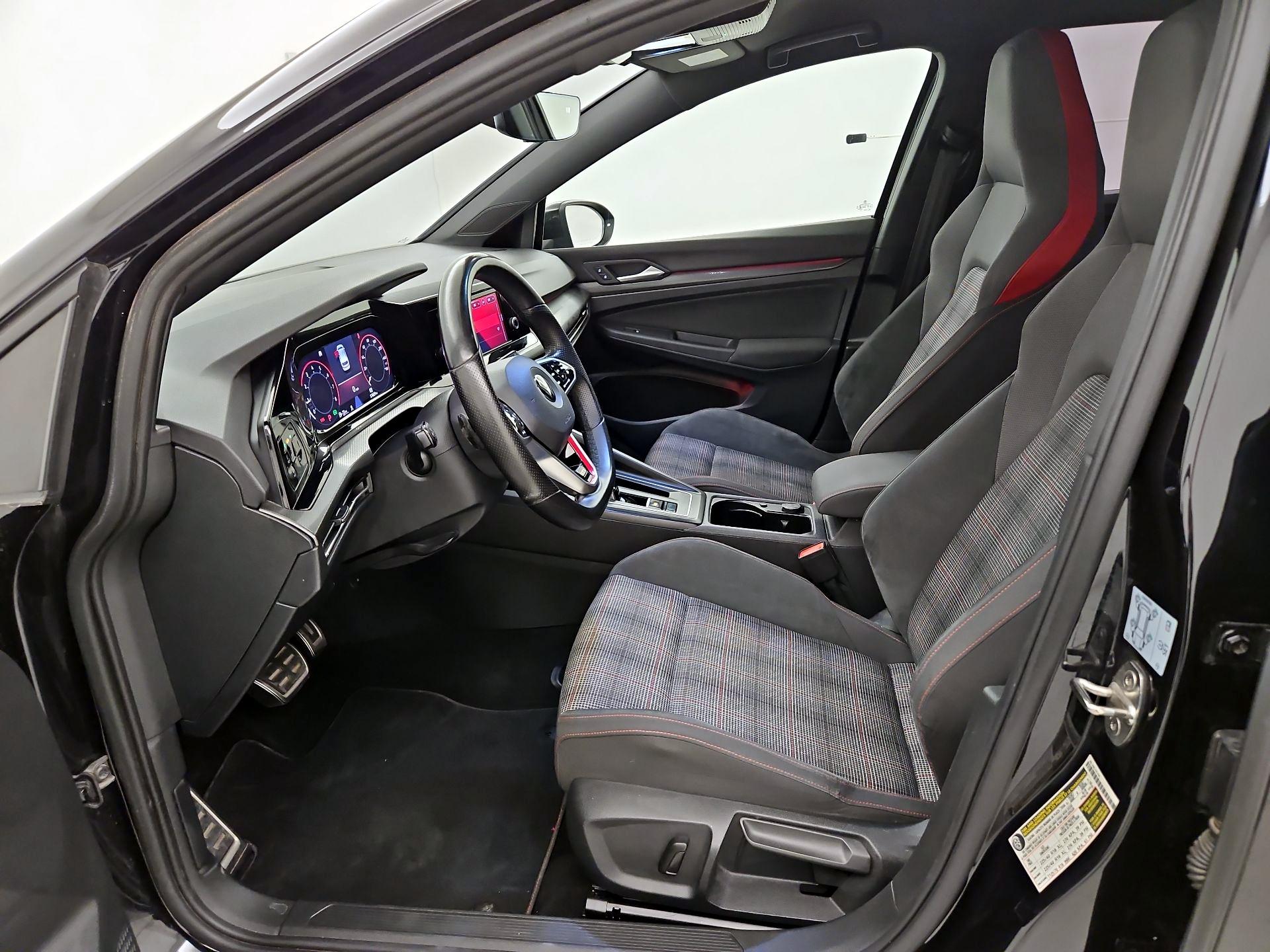 Thumbnail: 2022 Volkswagen Golf - 11