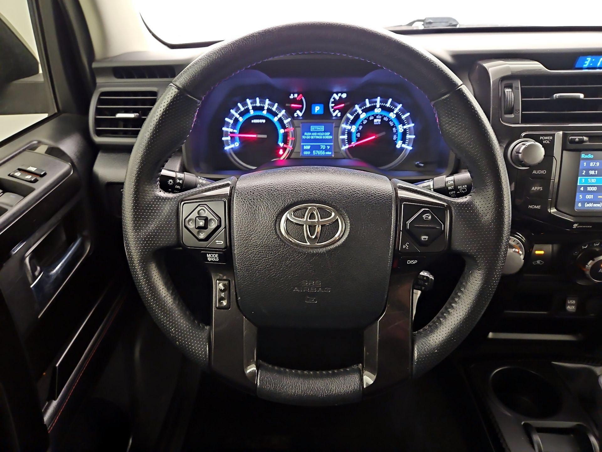 Thumbnail: 2018 Toyota 4Runner - 10
