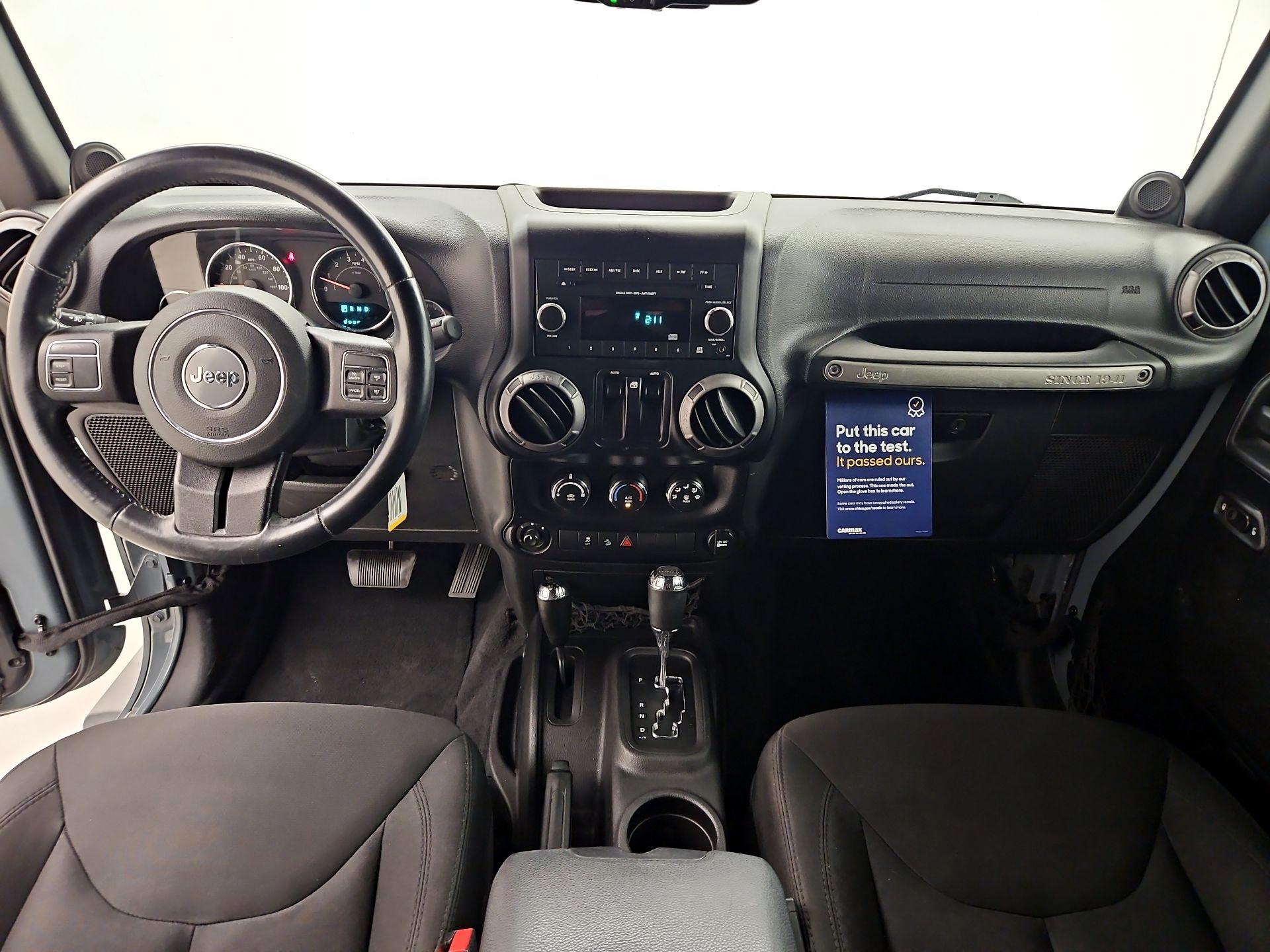Thumbnail: 2014 Jeep Wrangler - 9