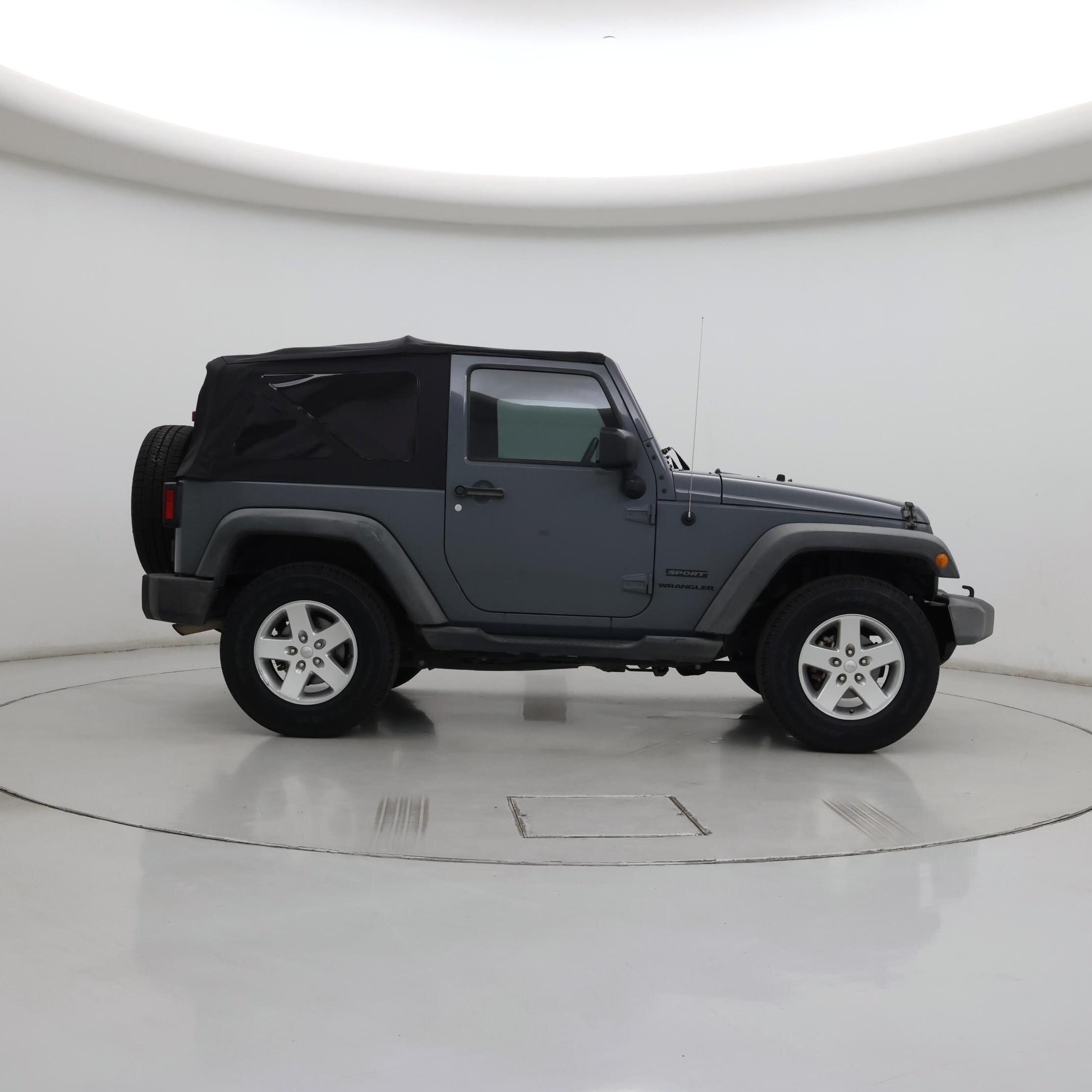 Thumbnail: 2014 Jeep Wrangler - 7