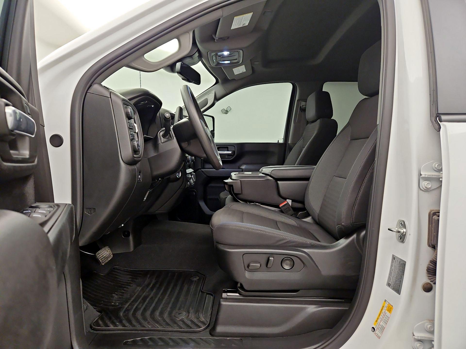 Thumbnail: 2025 Chevrolet Silverado 2500 - 11