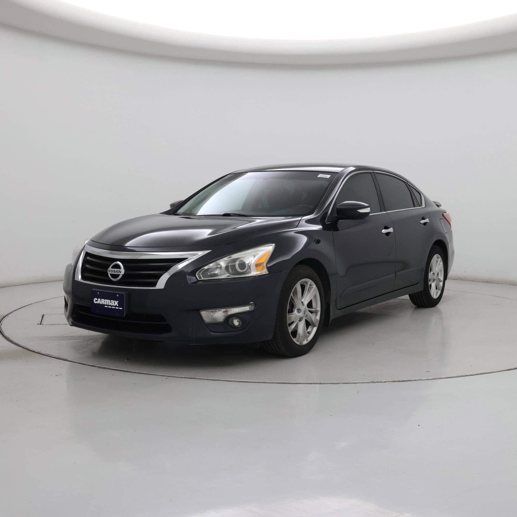 Thumbnail: 2013 Nissan Altima - 4