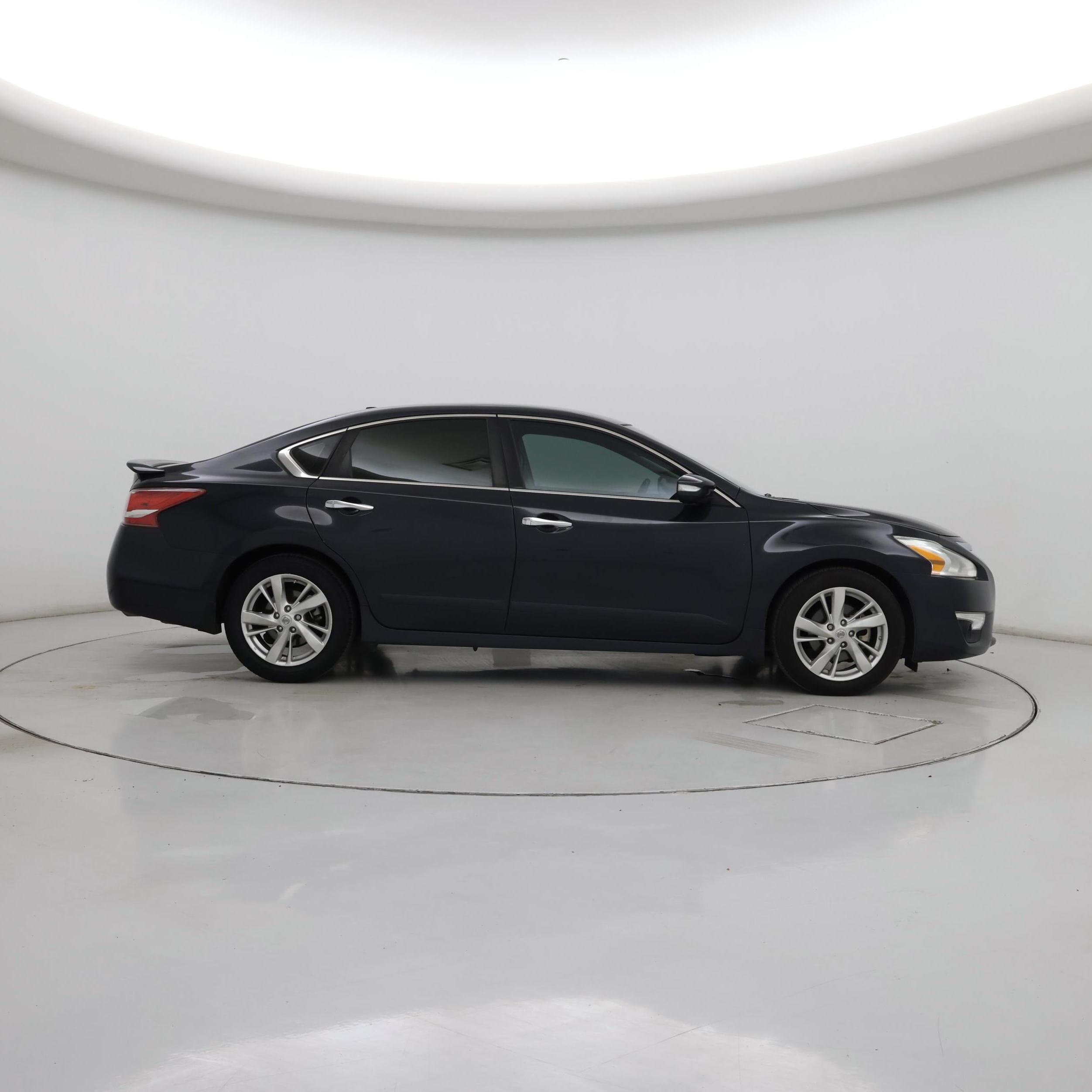 Thumbnail: 2013 Nissan Altima - 7
