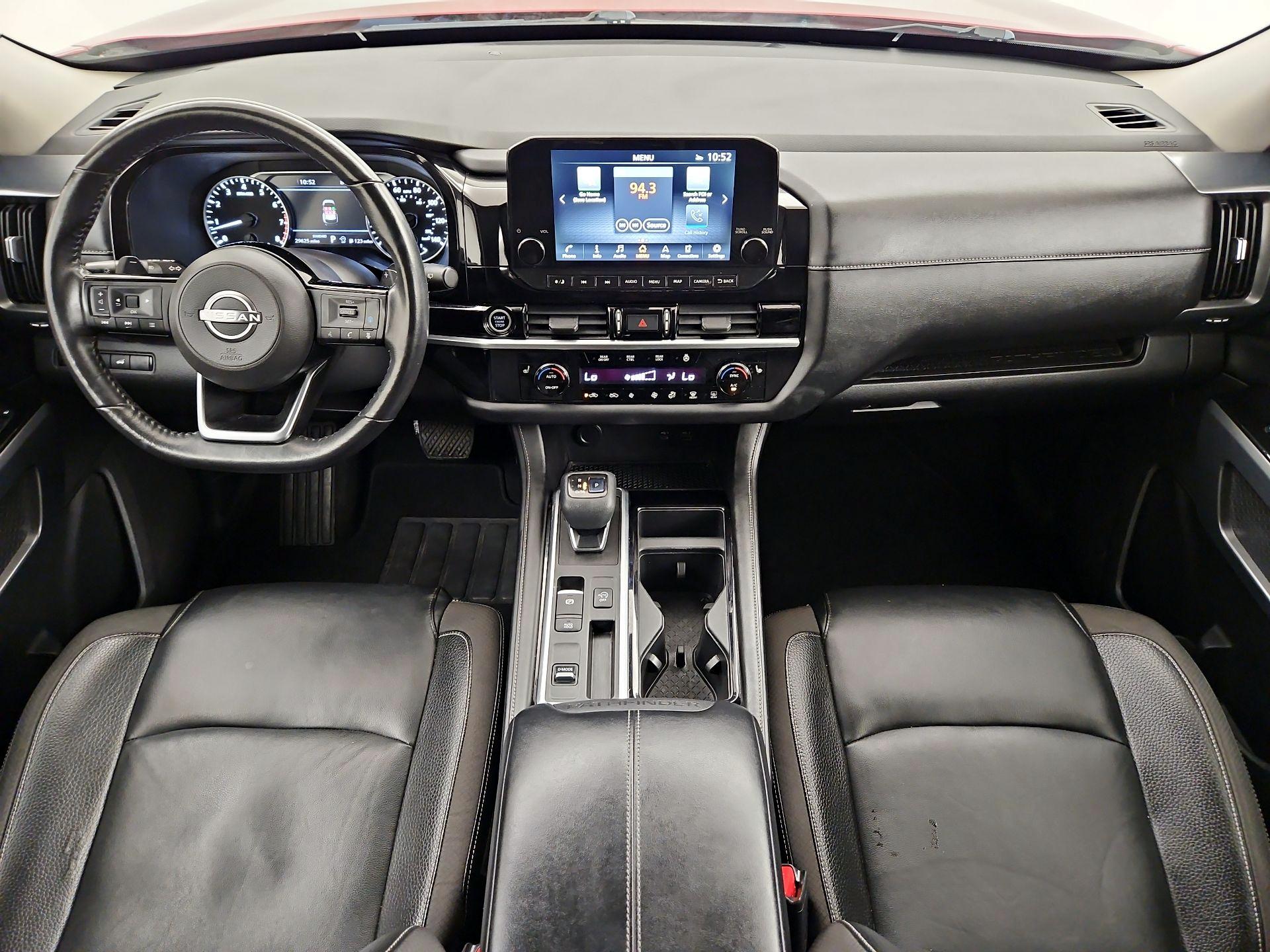 Thumbnail: 2022 Nissan Pathfinder - 9