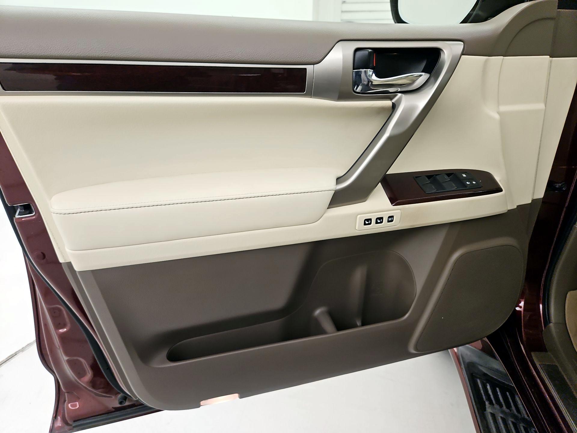 Thumbnail: 2018 Lexus GX - 12