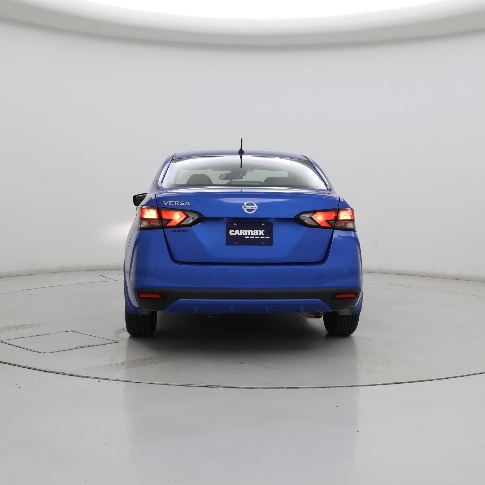 Thumbnail: 2020 Nissan Versa - 6