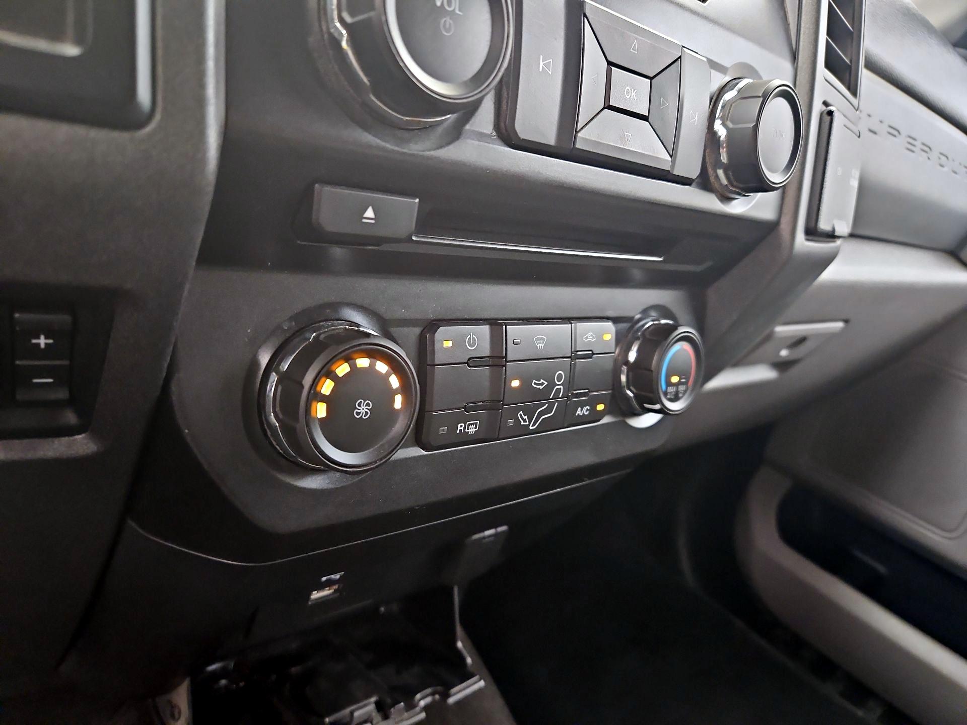 Thumbnail: 2018 Ford F-250 - 16