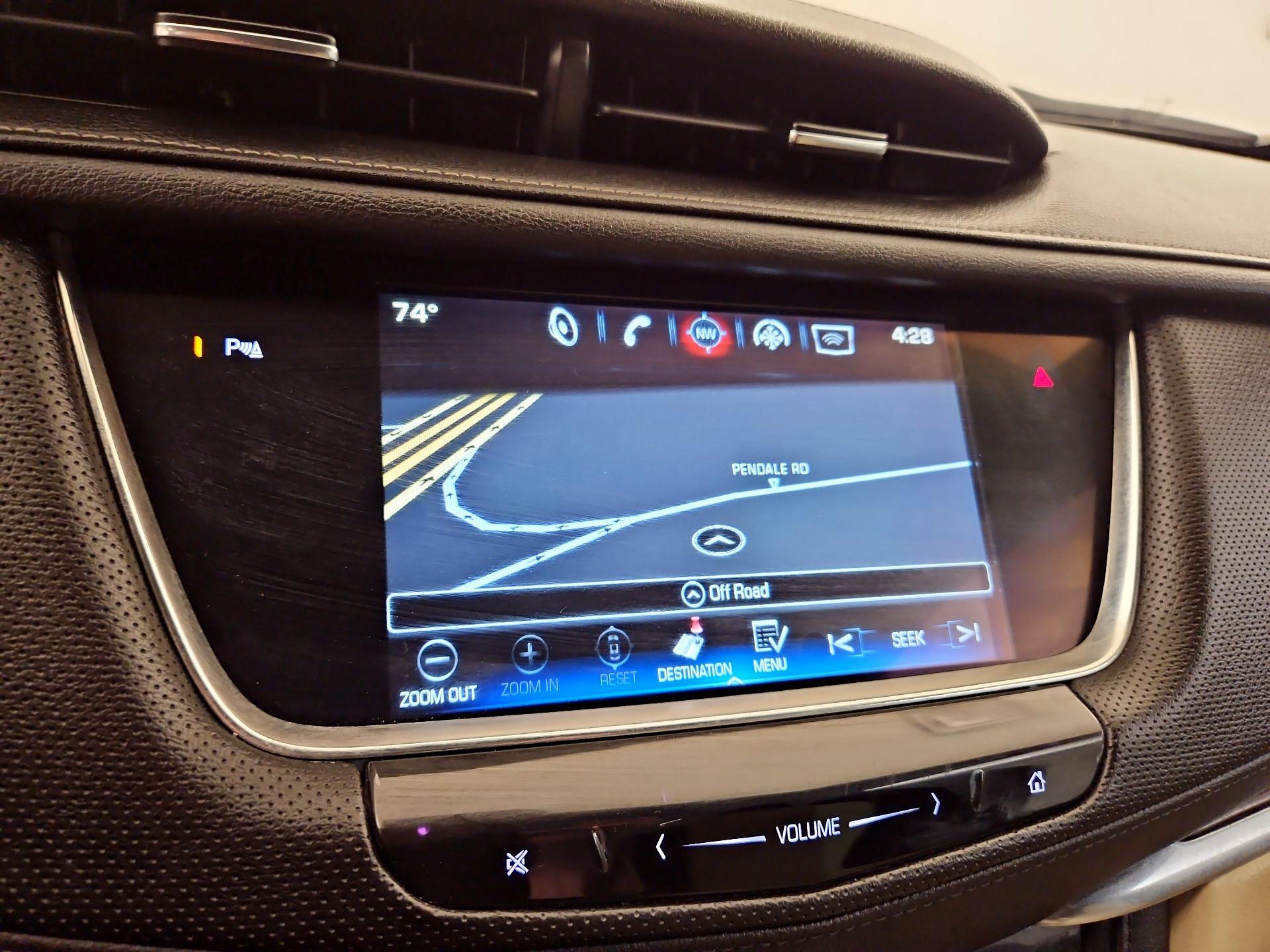 Thumbnail: 2017 Cadillac XT5 - 14