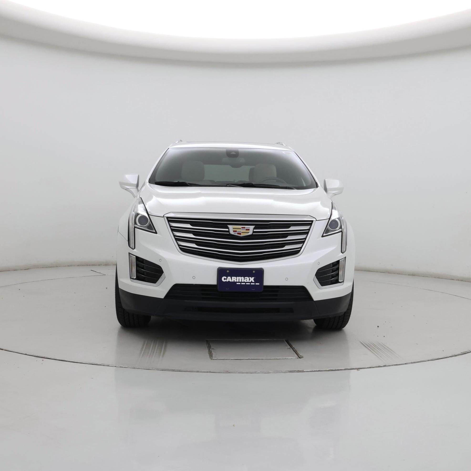 Thumbnail: 2017 Cadillac XT5 - 5