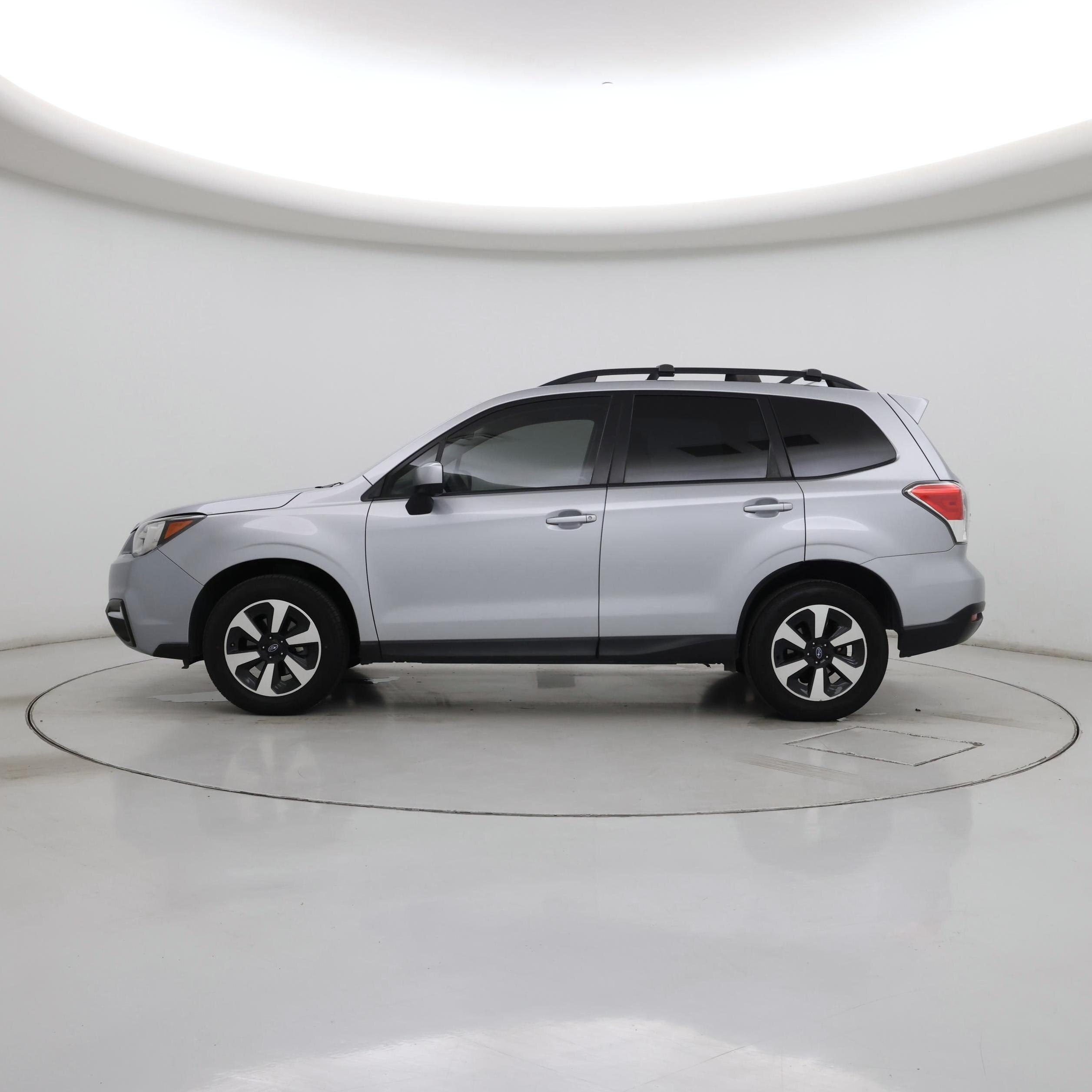 Thumbnail: 2018 Subaru Forester - 3