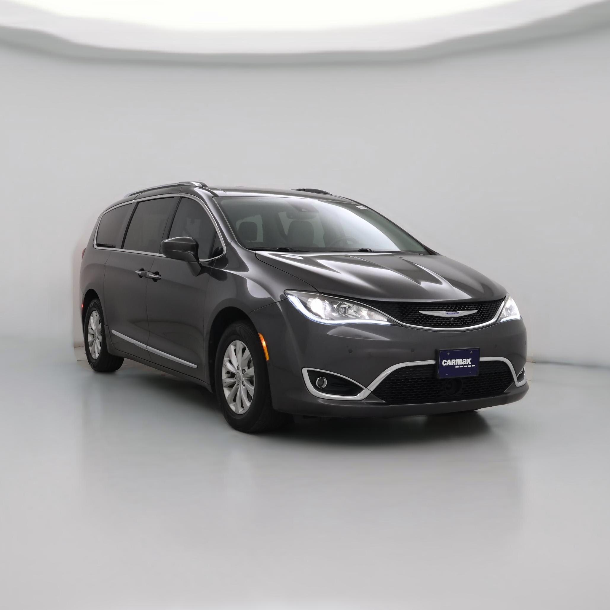 Thumbnail: 2019 Chrysler Pacifica - 1