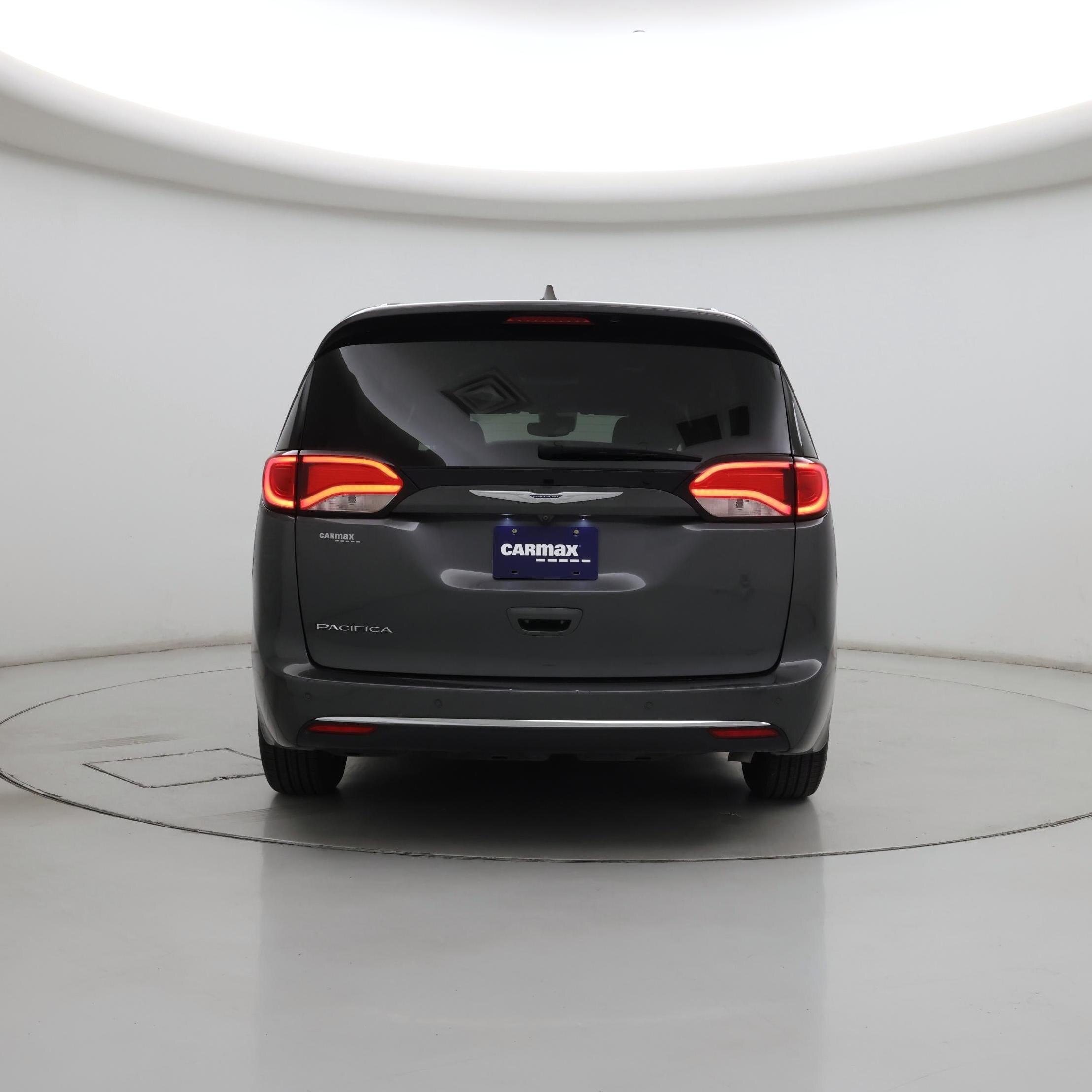 Thumbnail: 2019 Chrysler Pacifica - 6
