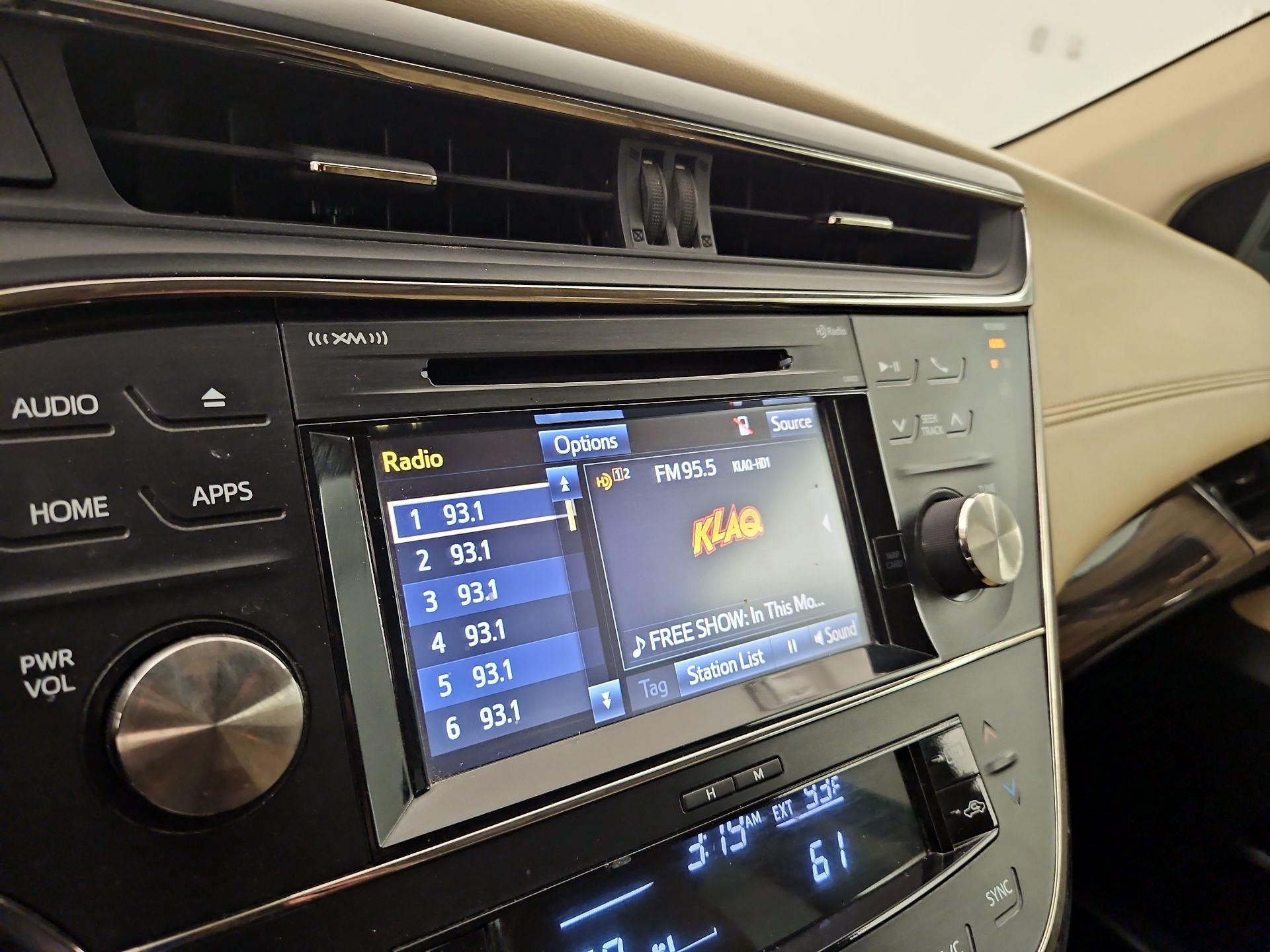 Thumbnail: 2015 Toyota Avalon - 16