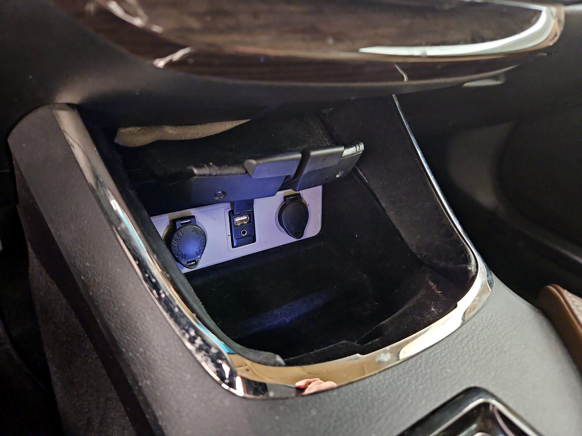 Thumbnail: 2015 Toyota Avalon - 19