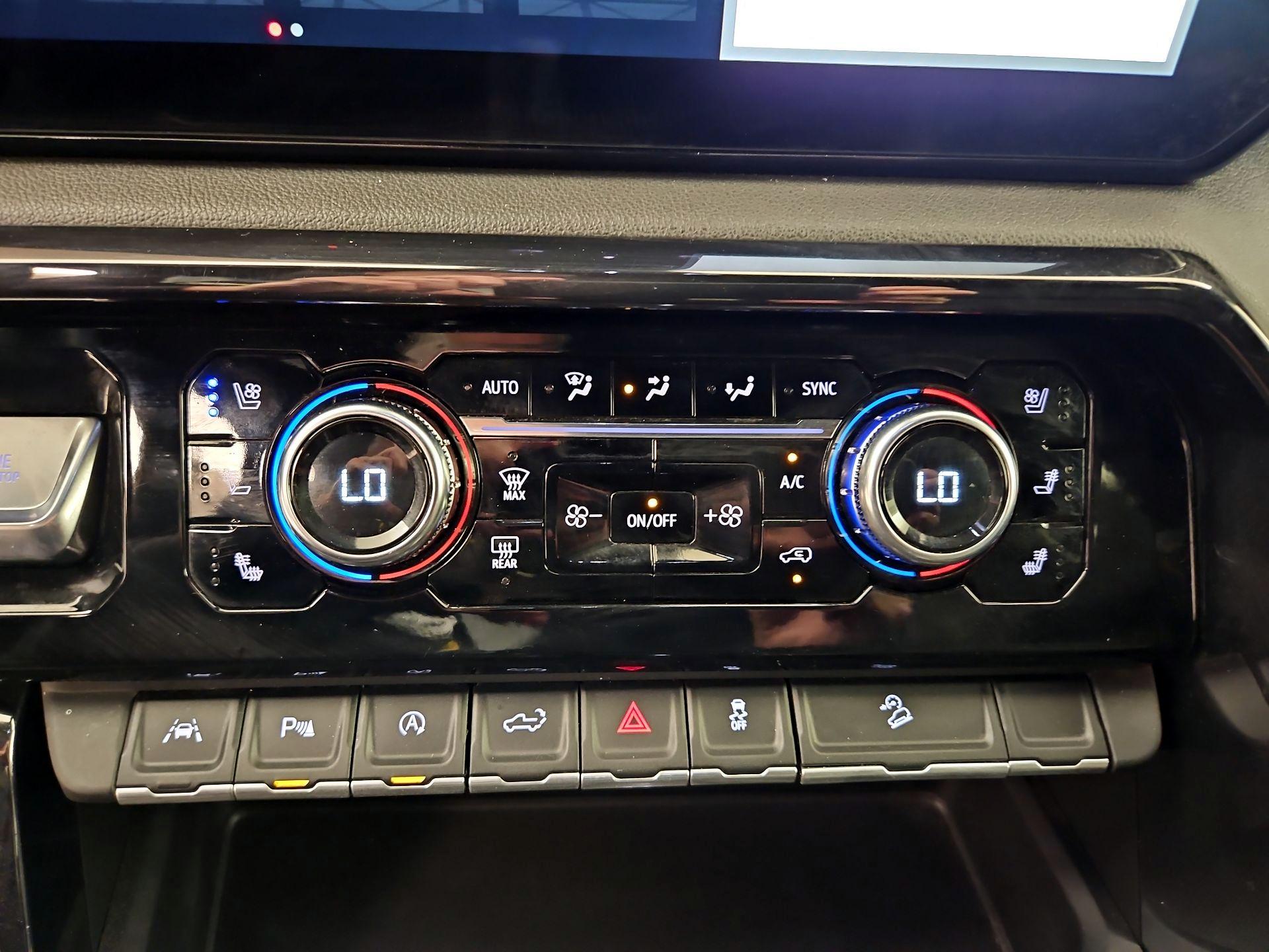 Thumbnail: 2024 GMC Sierra 1500 - 16