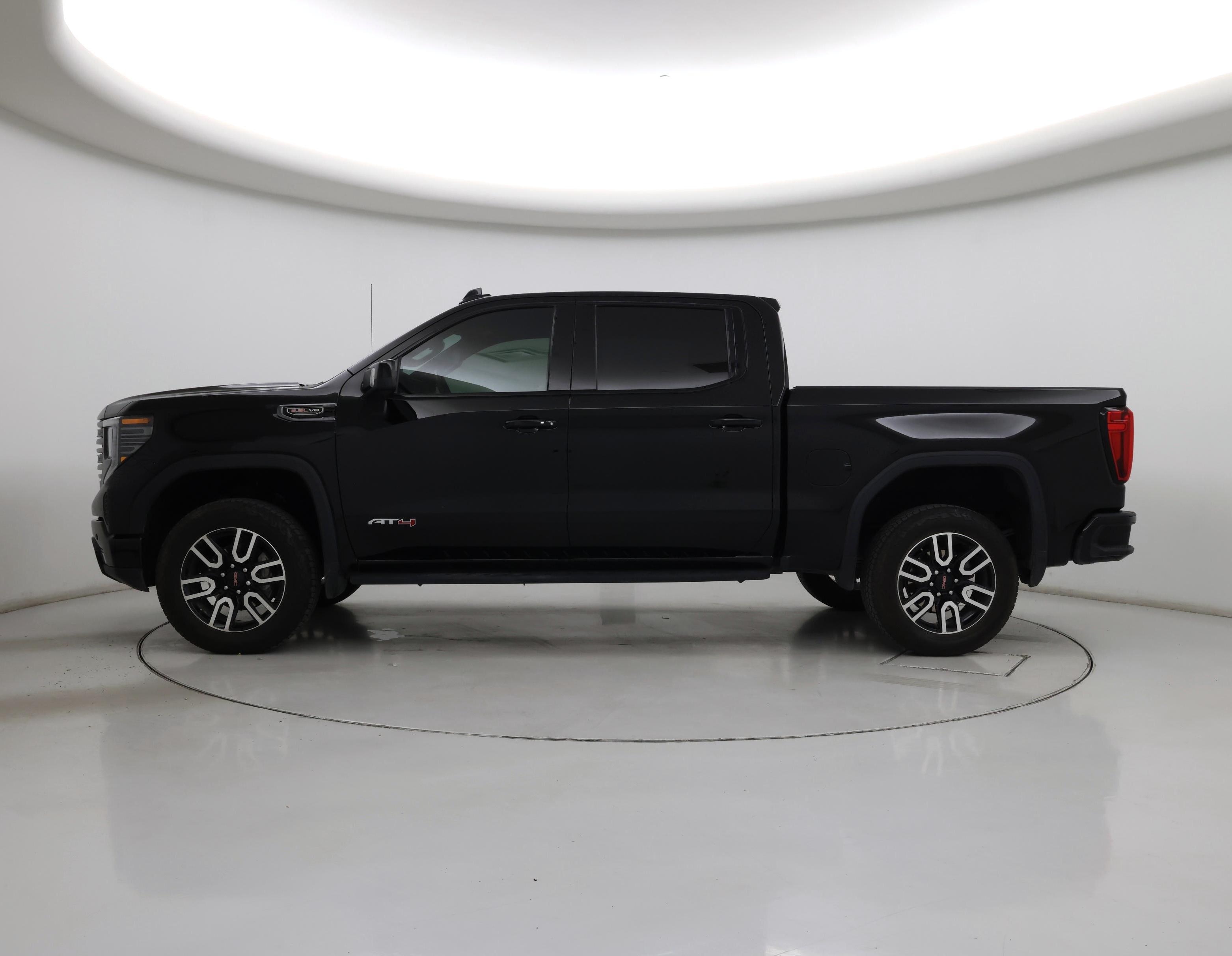 Thumbnail: 2024 GMC Sierra 1500 - 3
