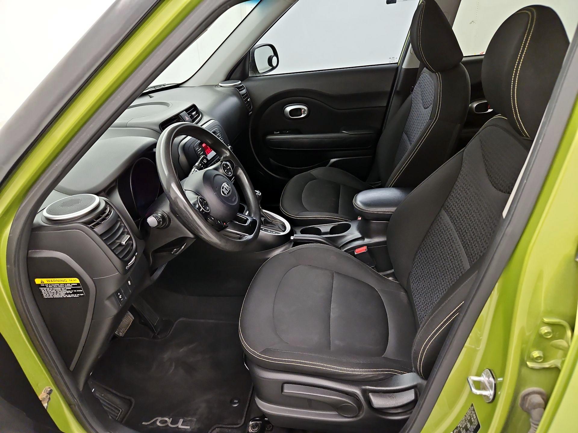 Thumbnail: 2015 Kia Soul - 11