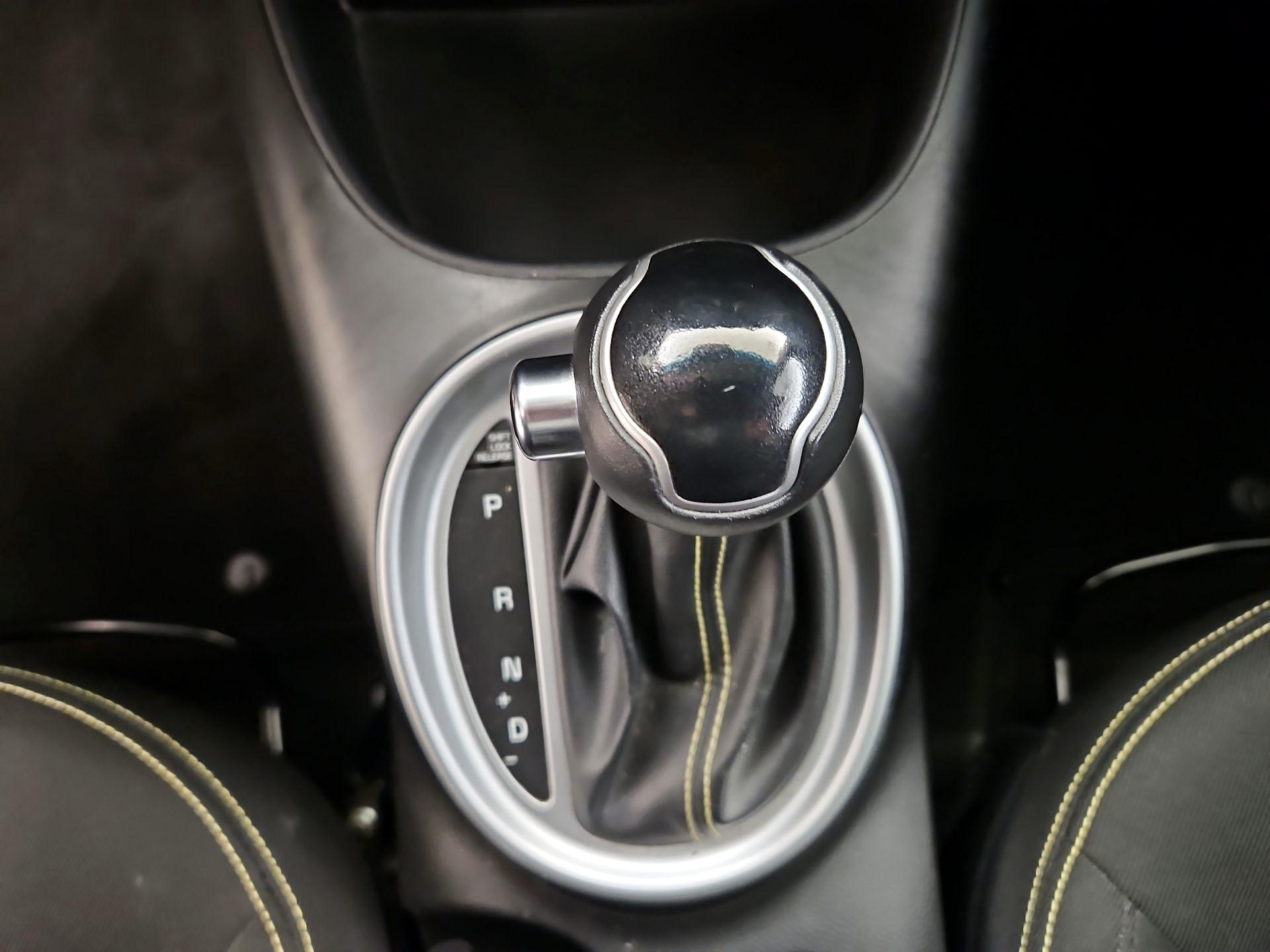 Thumbnail: 2015 Kia Soul - 16