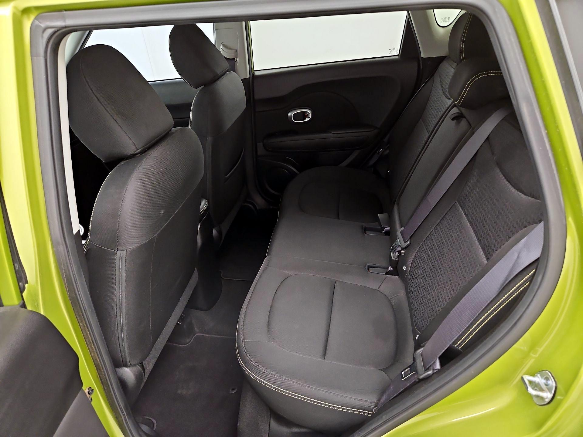 Thumbnail: 2015 Kia Soul - 18