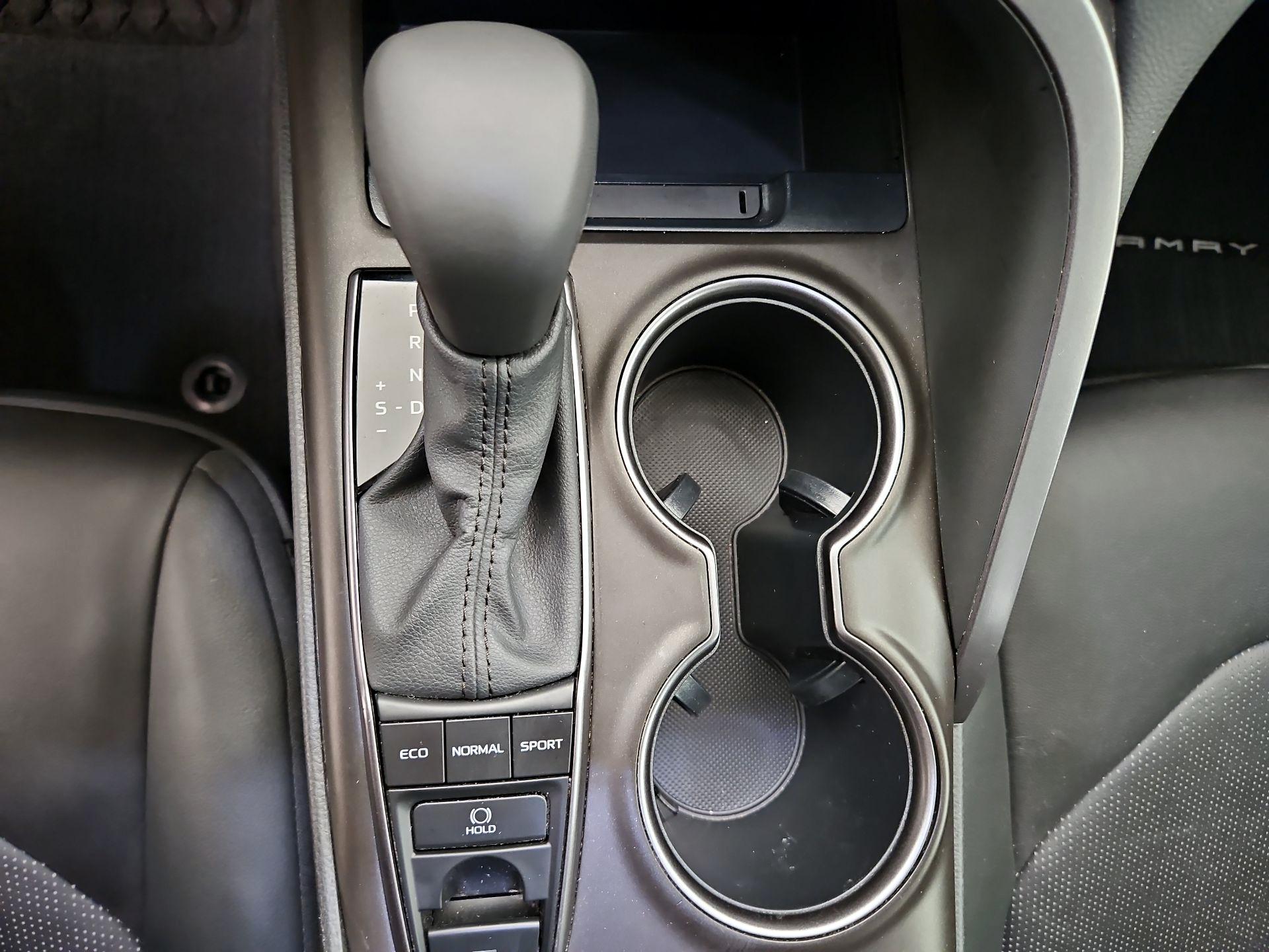 Thumbnail: 2024 Toyota Camry - 17