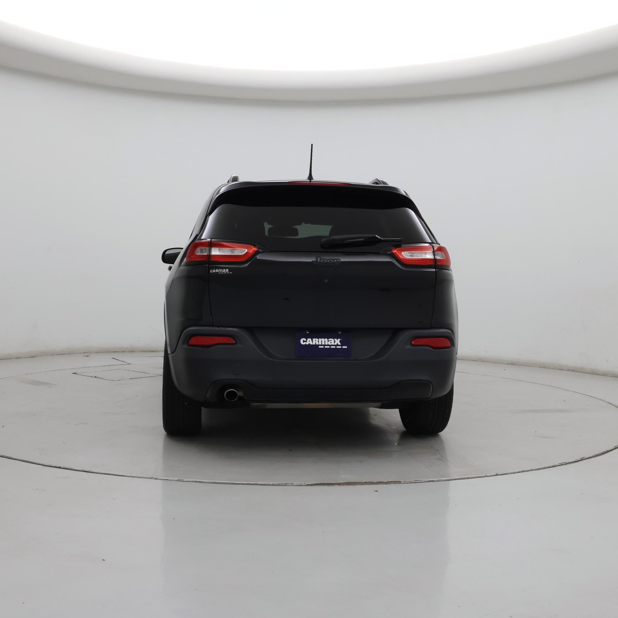 Thumbnail: 2018 Jeep Cherokee - 6