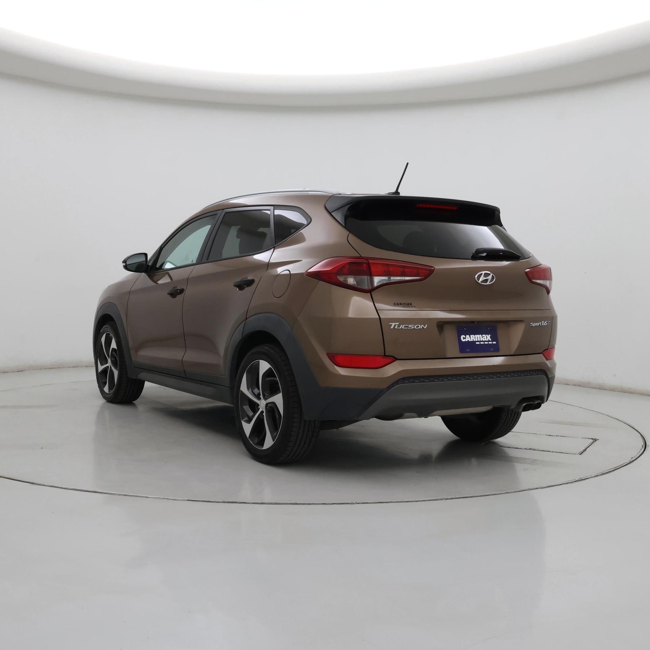 Thumbnail: 2016 Hyundai Tucson - 2