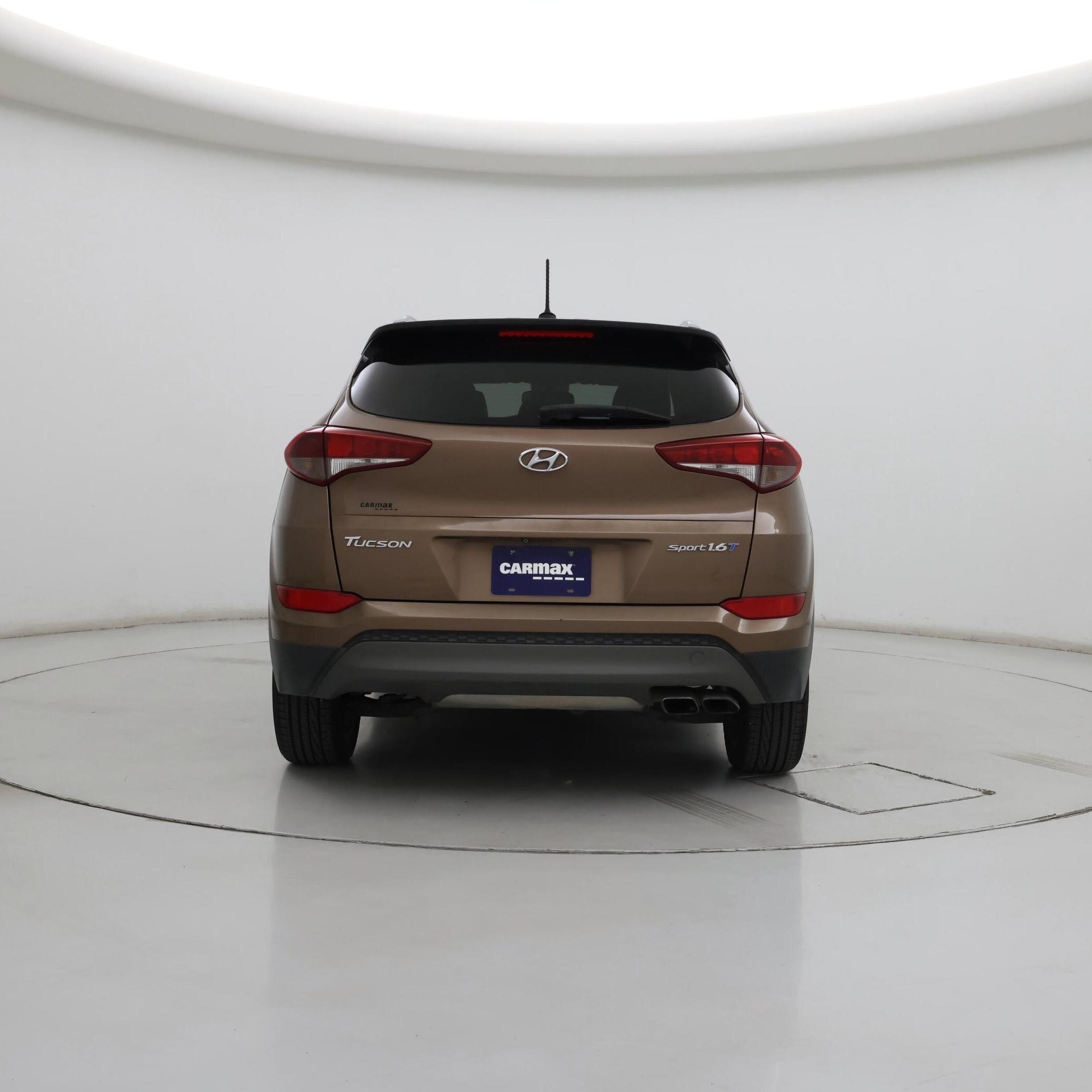 Thumbnail: 2016 Hyundai Tucson - 6
