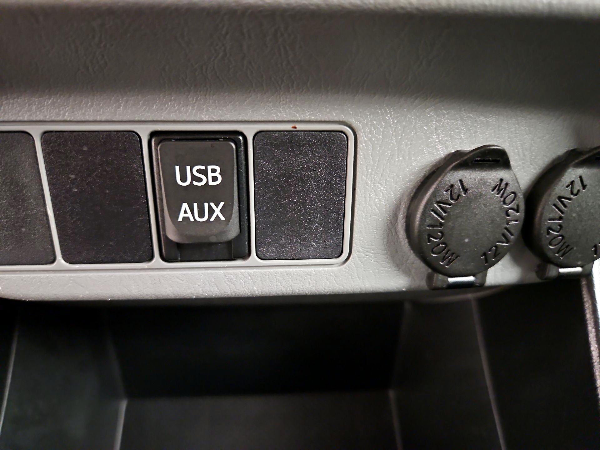 Thumbnail: 2014 Toyota Tacoma - 18