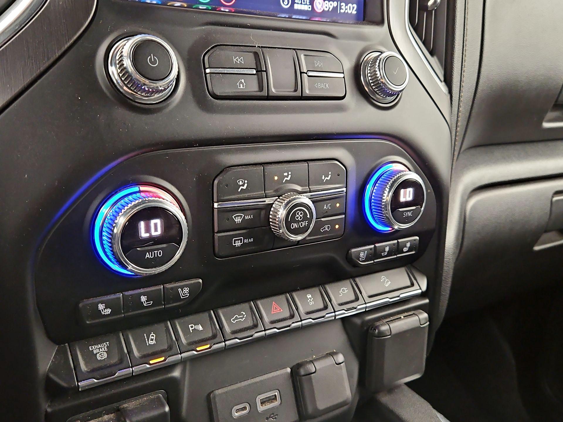 Thumbnail: 2020 GMC Sierra 3500 - 16