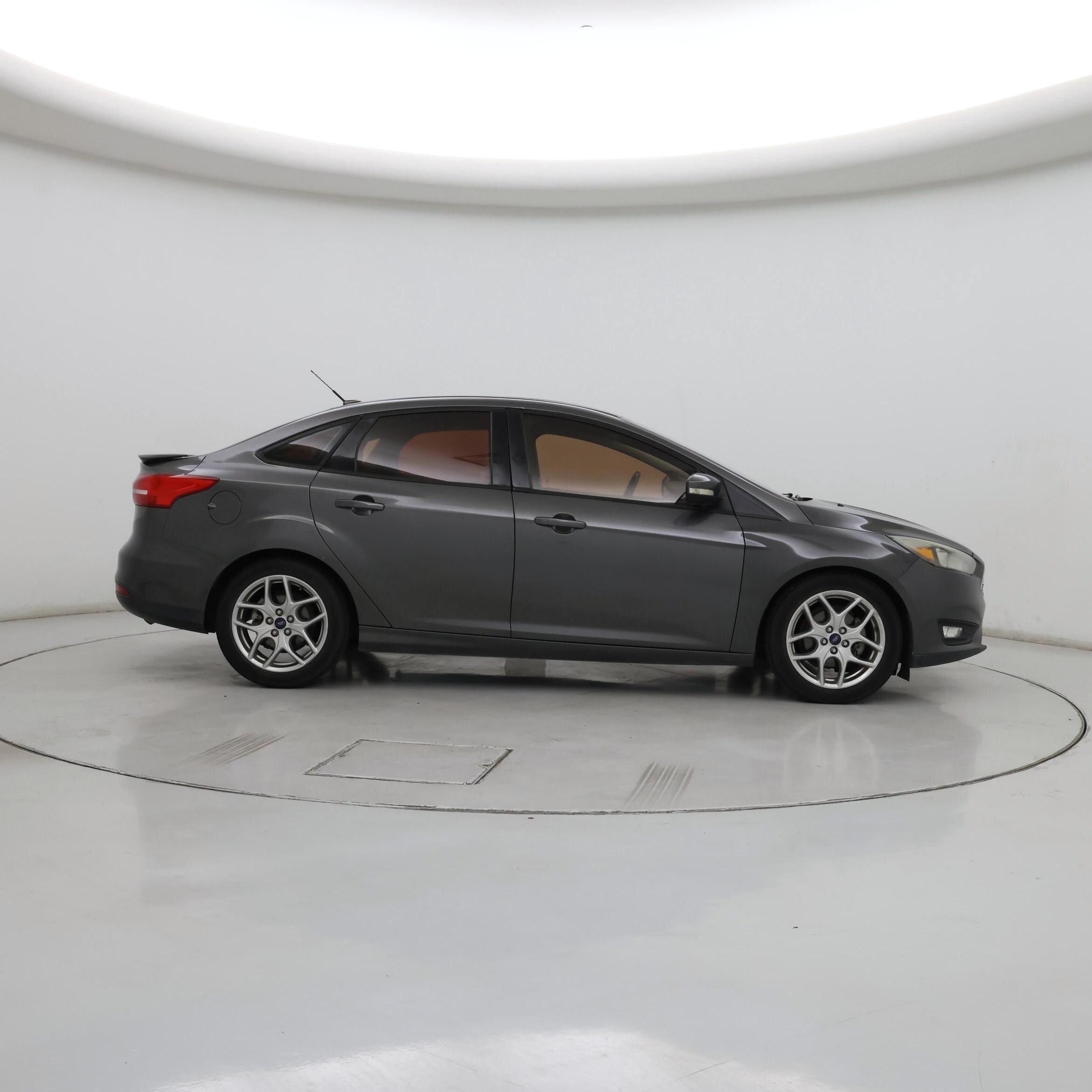 Thumbnail: 2015 Ford Focus - 7