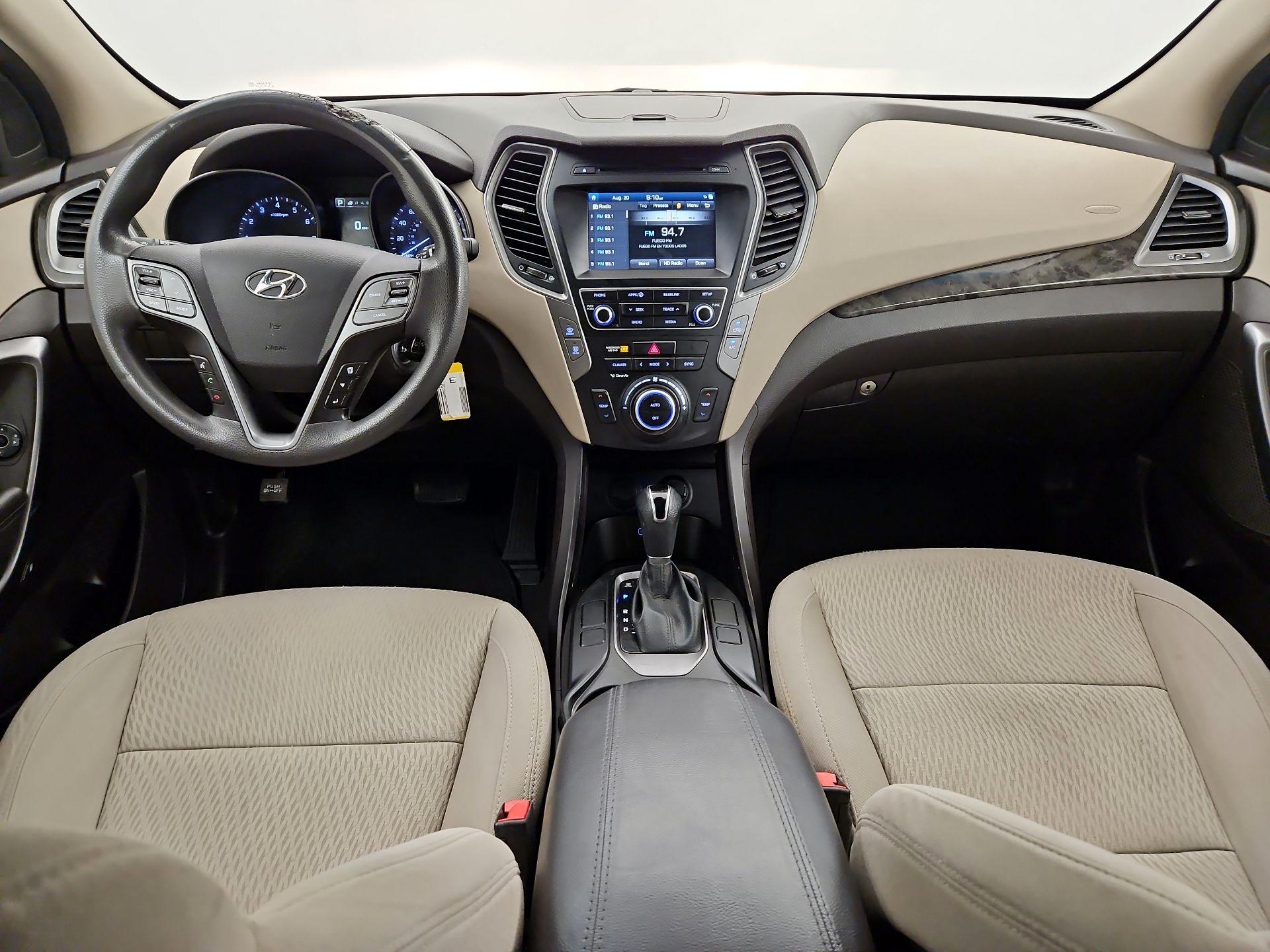 Thumbnail: 2017 Hyundai Santa Fe - 9