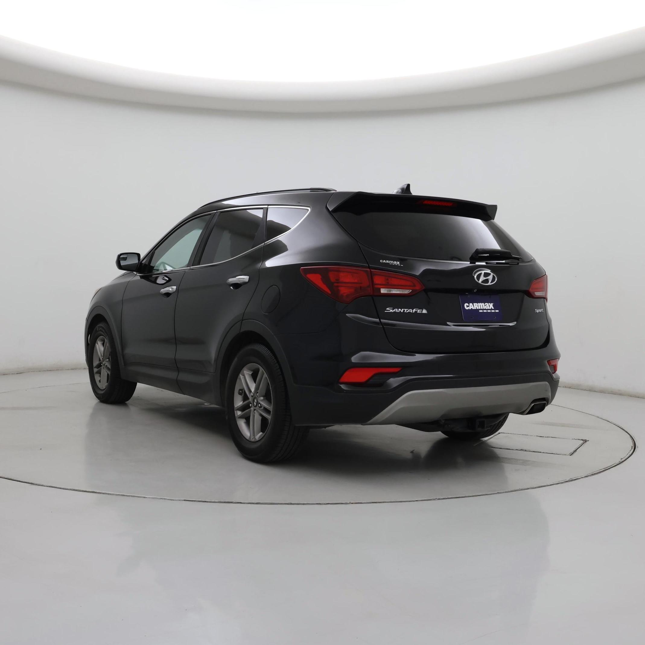 Thumbnail: 2017 Hyundai Santa Fe - 2