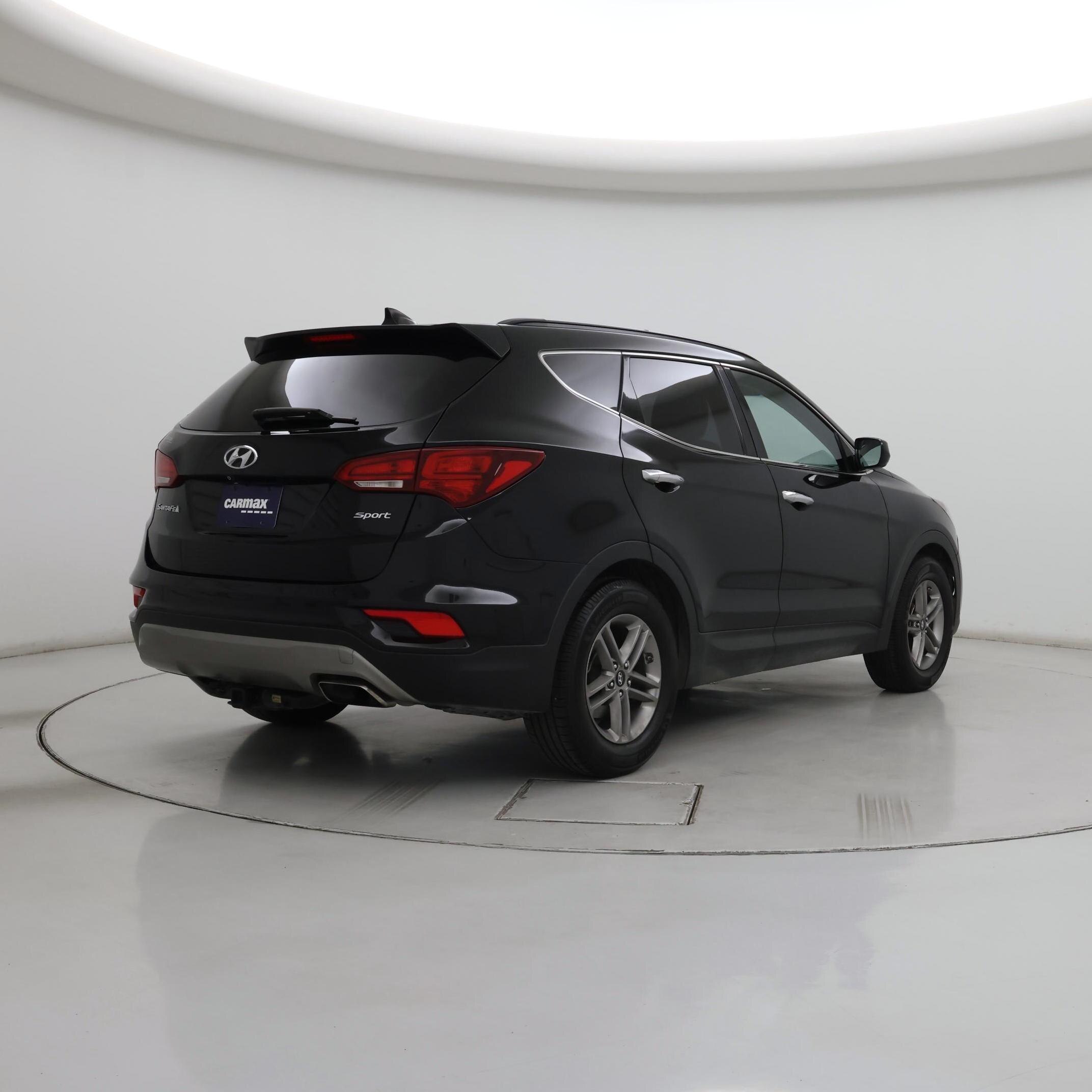 Thumbnail: 2017 Hyundai Santa Fe - 8