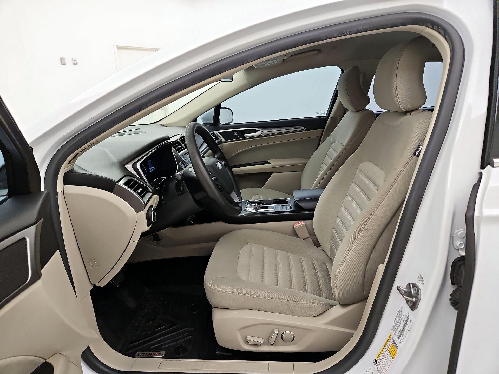 Thumbnail: 2018 Ford Fusion - 11