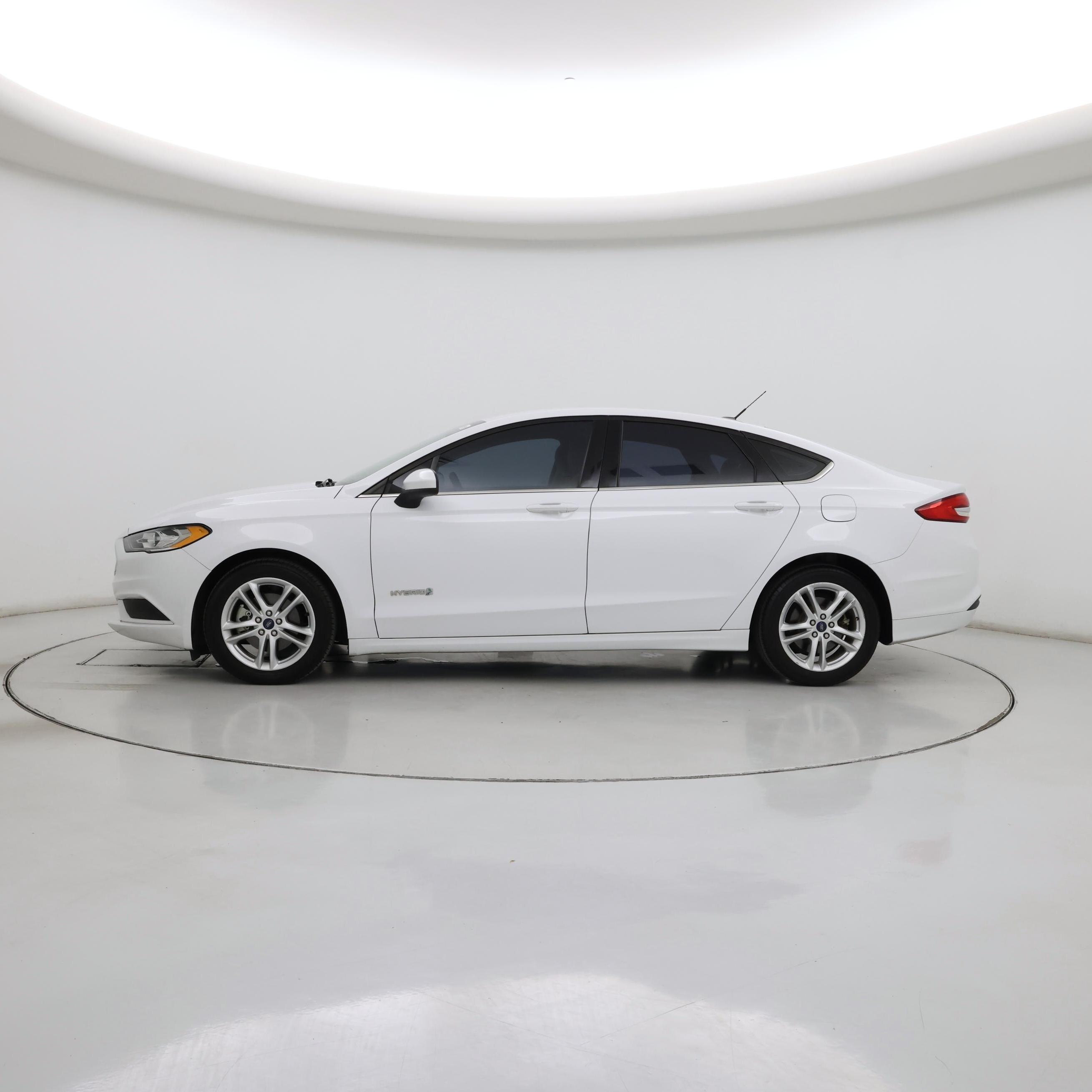 Thumbnail: 2018 Ford Fusion - 3